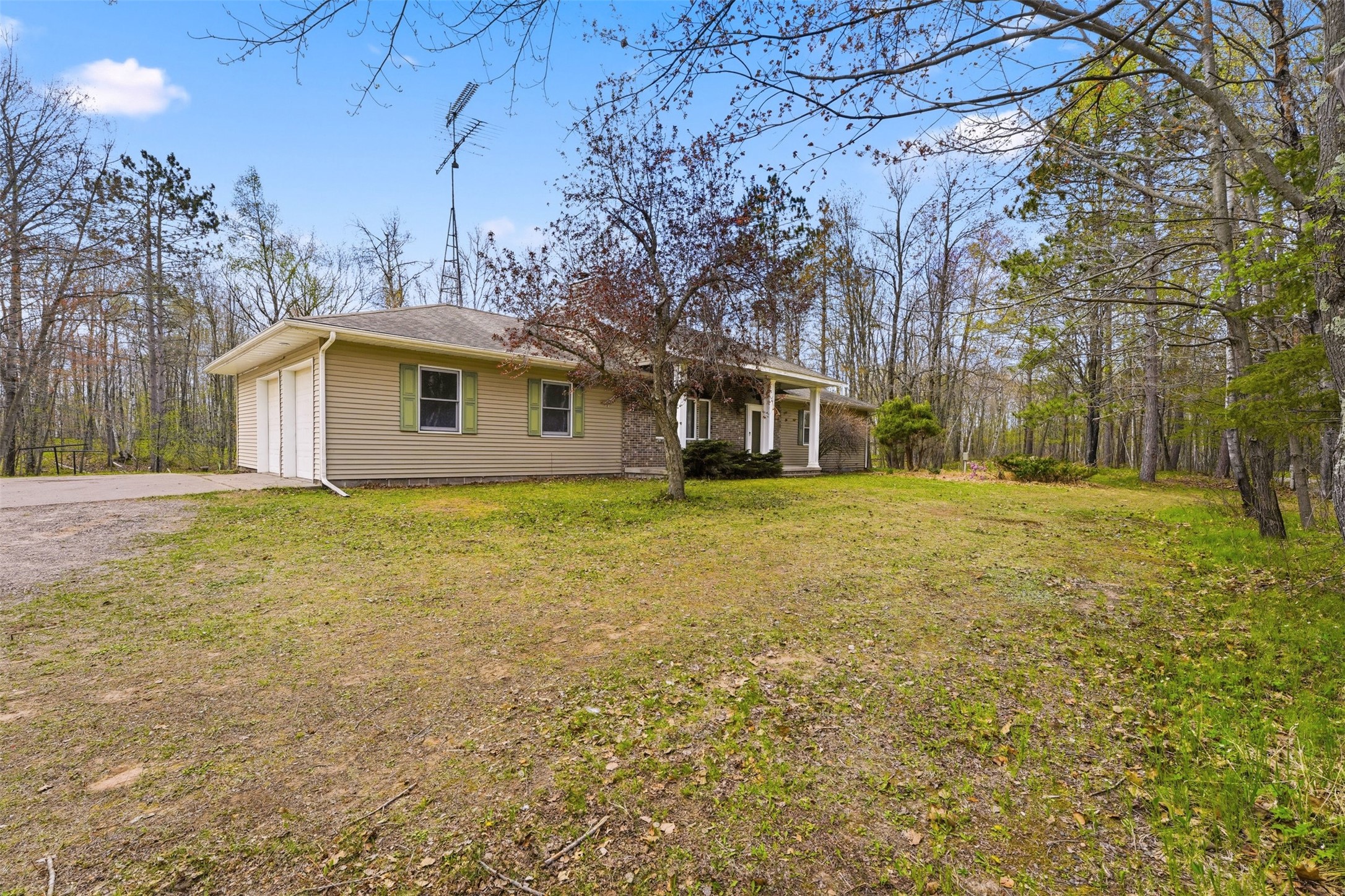 W8193 Birch Ridge Road Property Photo 2