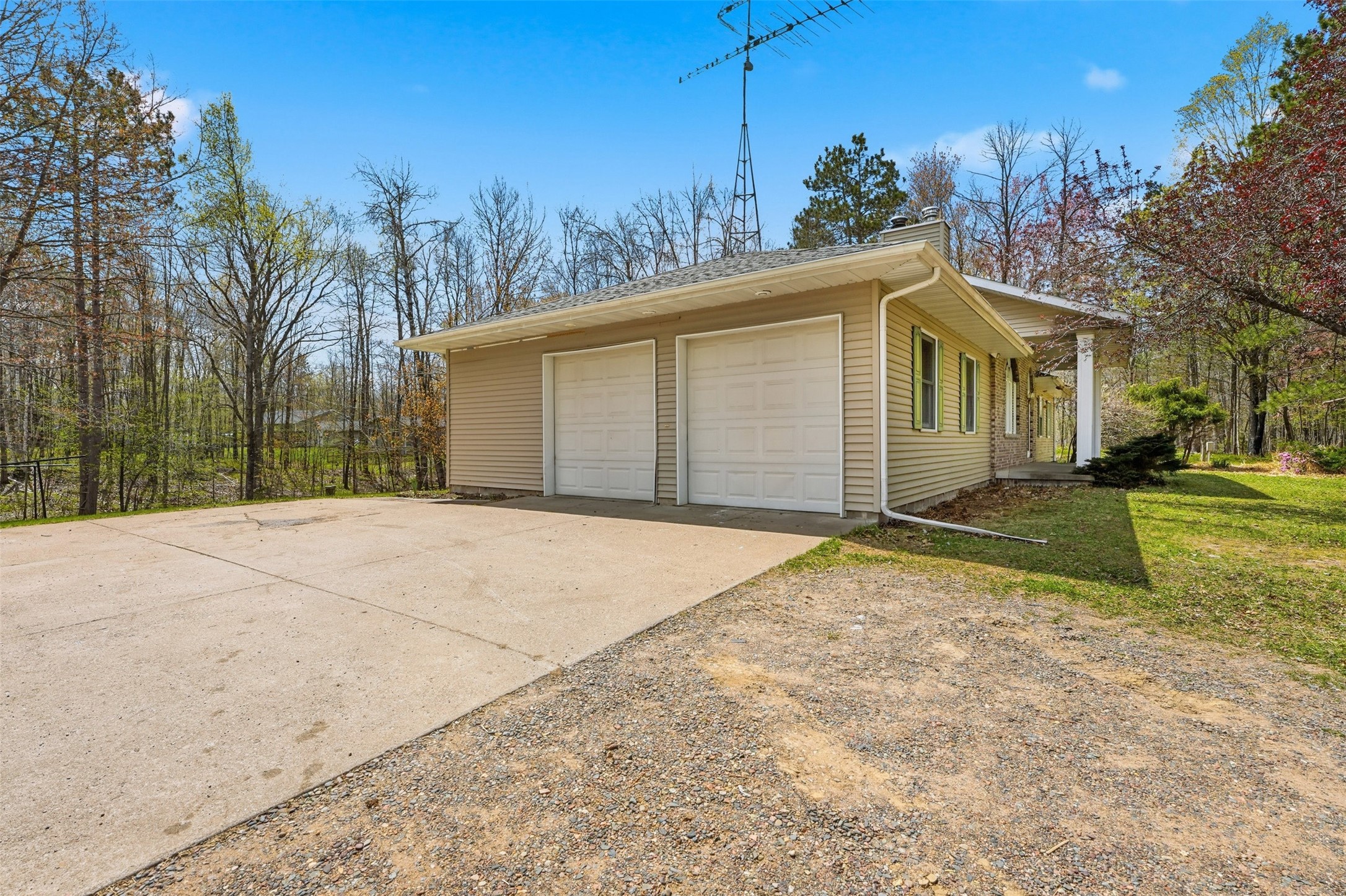 W8193 Birch Ridge Road Property Photo 4