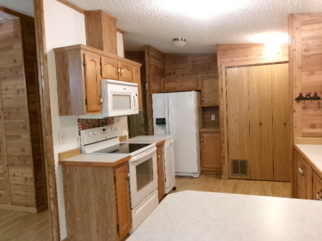 8064 N John Morton Avenue Property Photo 4