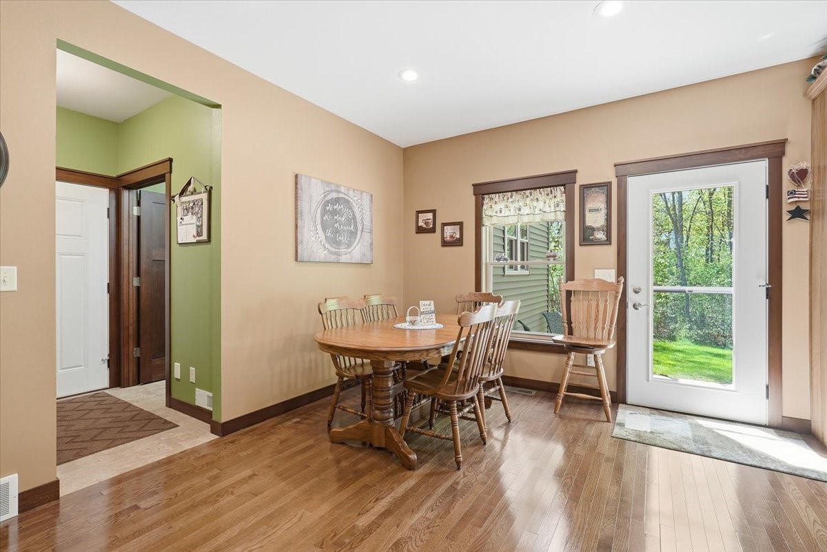 1904 Deblene Lane Property Photo 10