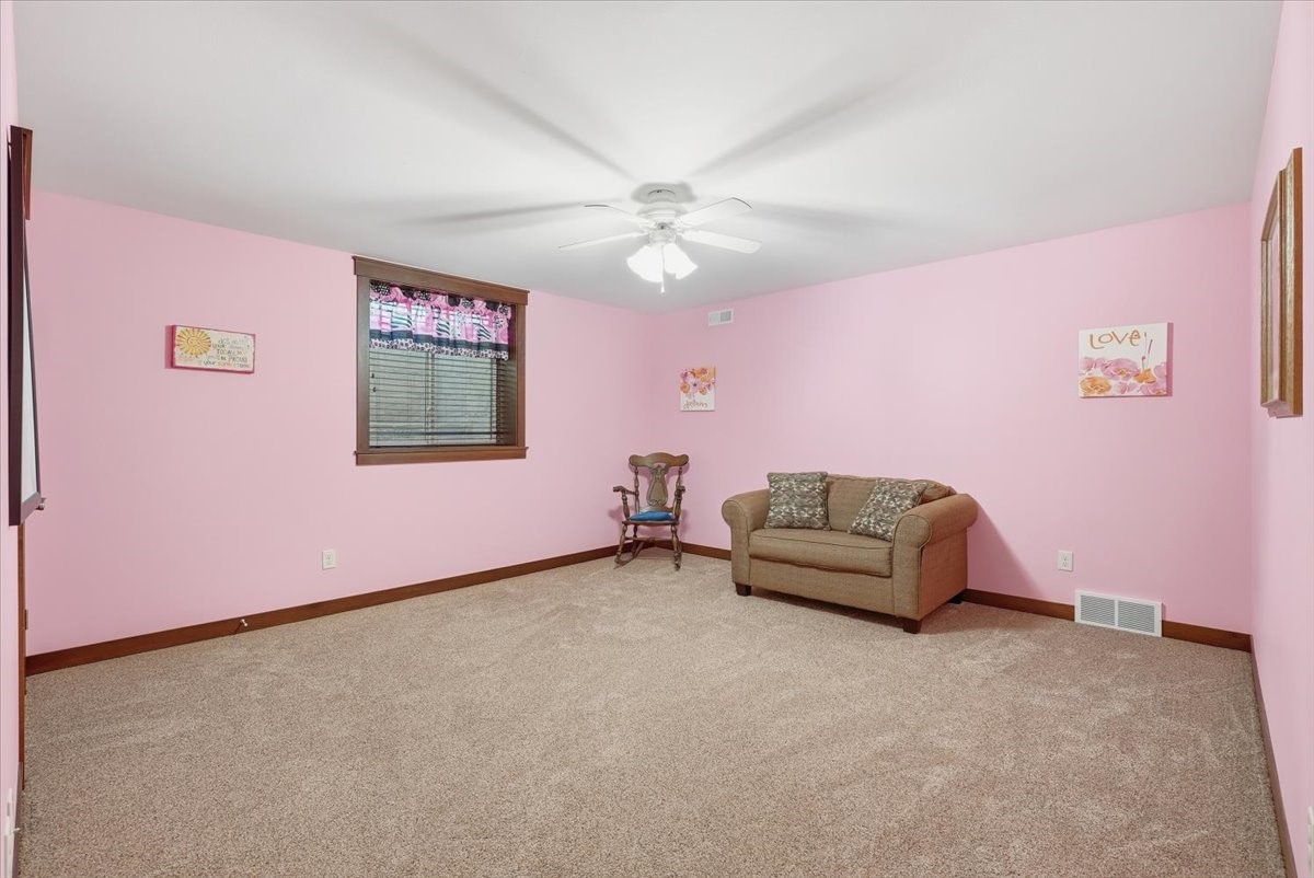 1904 Deblene Lane Property Photo 27