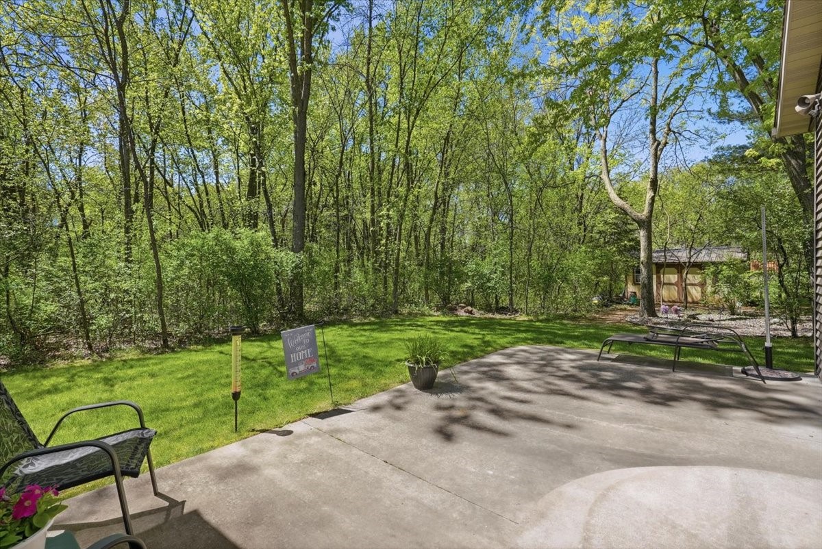 1904 Deblene Lane Property Photo 33