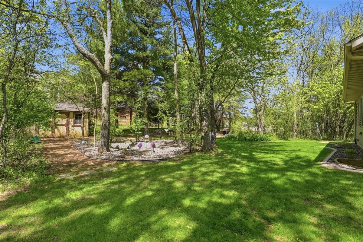 1904 Deblene Lane Property Photo 34