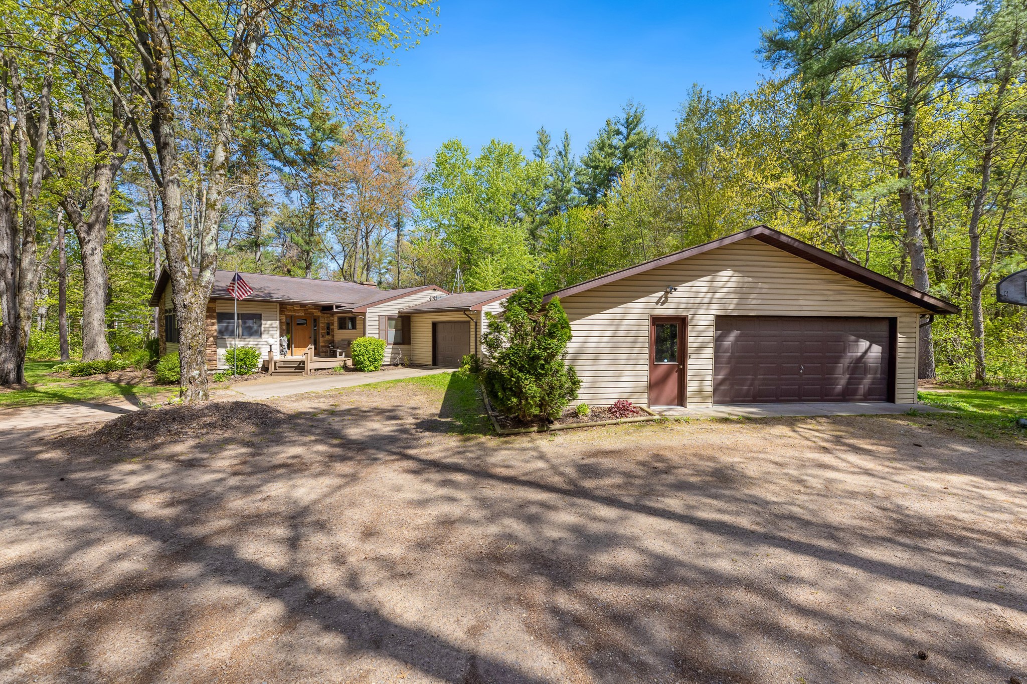 N7084 Us Highway 12 Property Photo 4