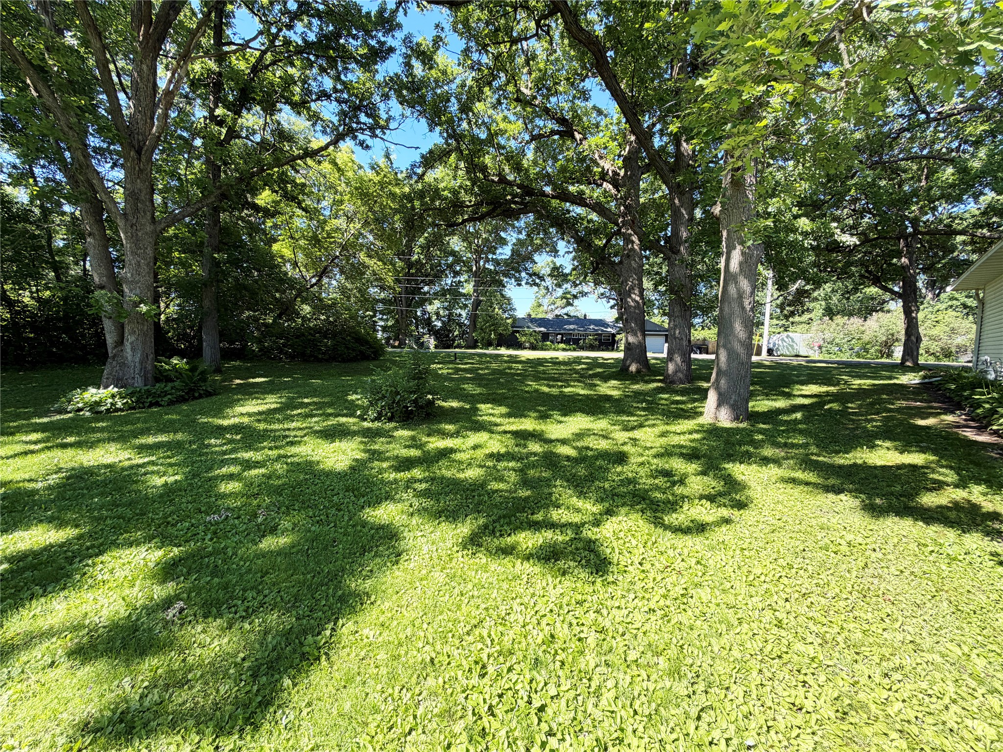 2221 21st Street Property Photo 3