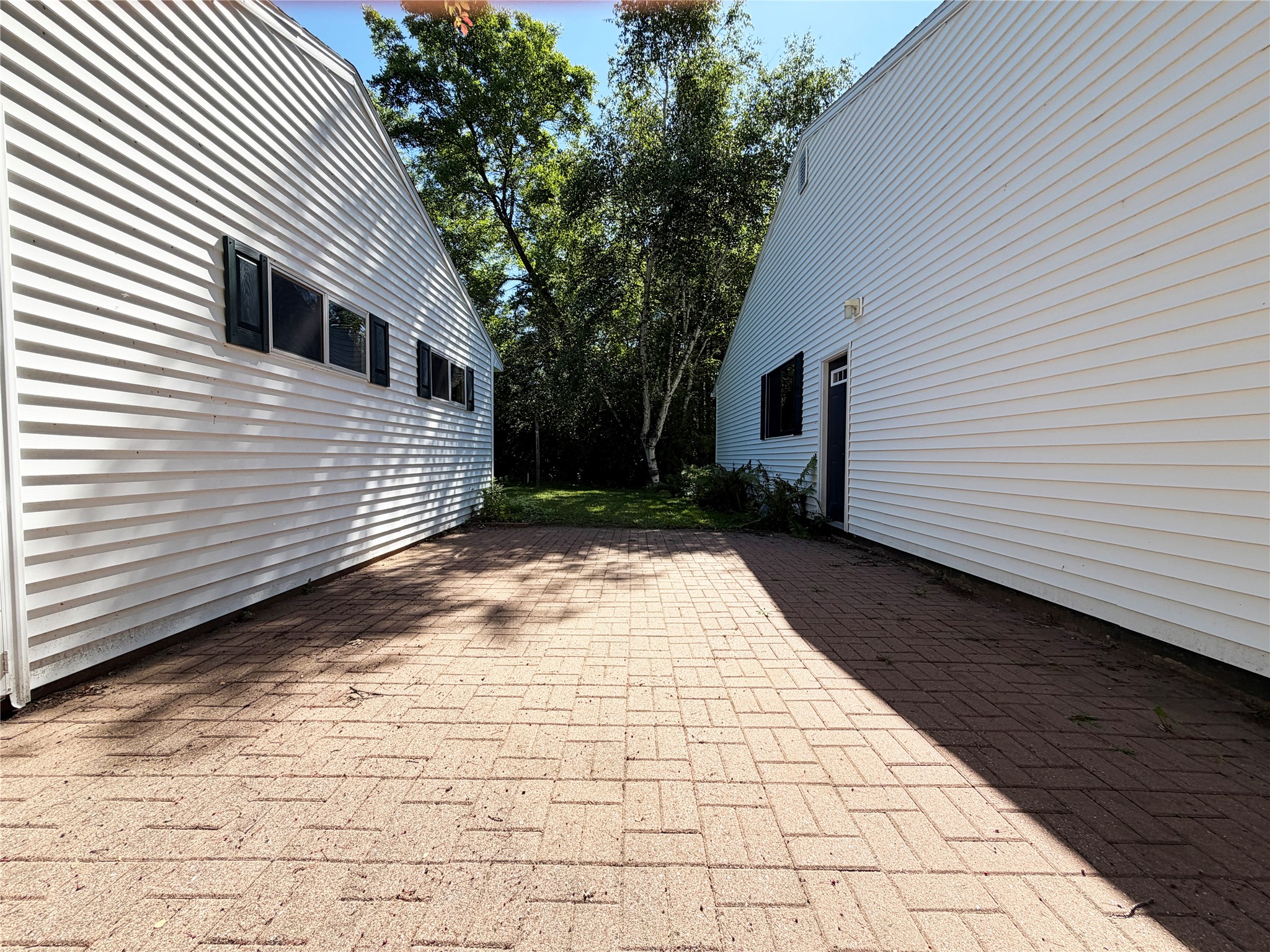 2221 21st Street Property Photo 8