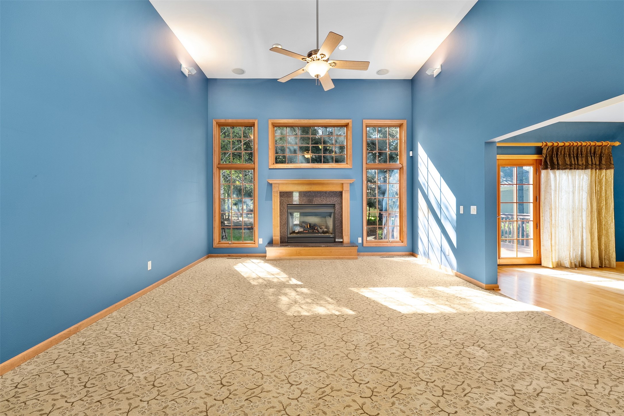 3521 Glen Way Property Photo 7