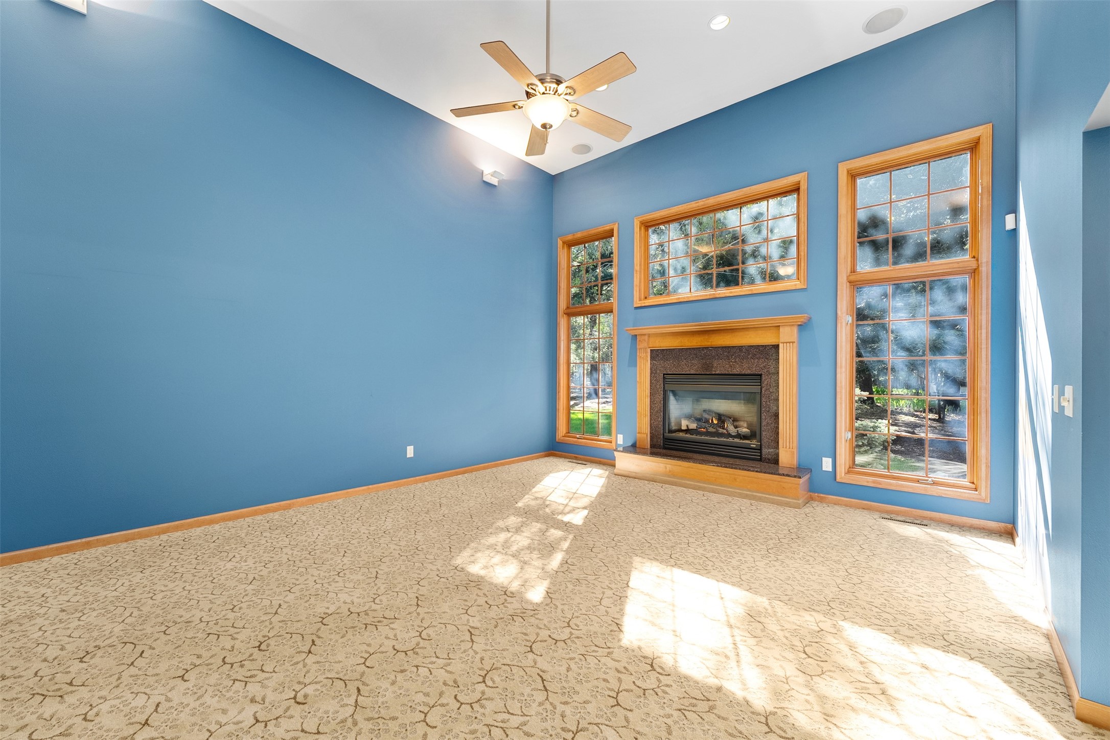 3521 Glen Way Property Photo 8