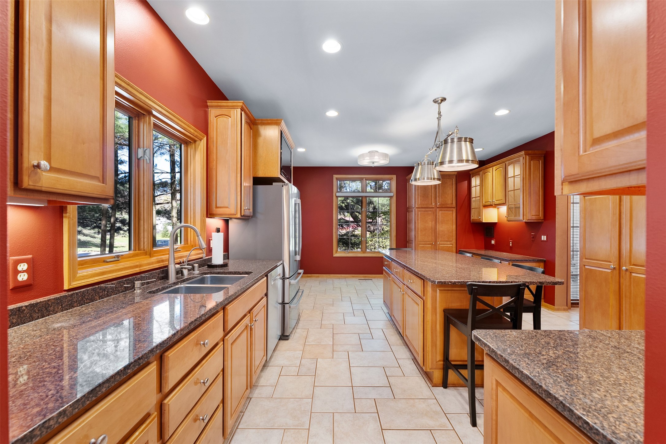 3521 Glen Way Property Photo 12