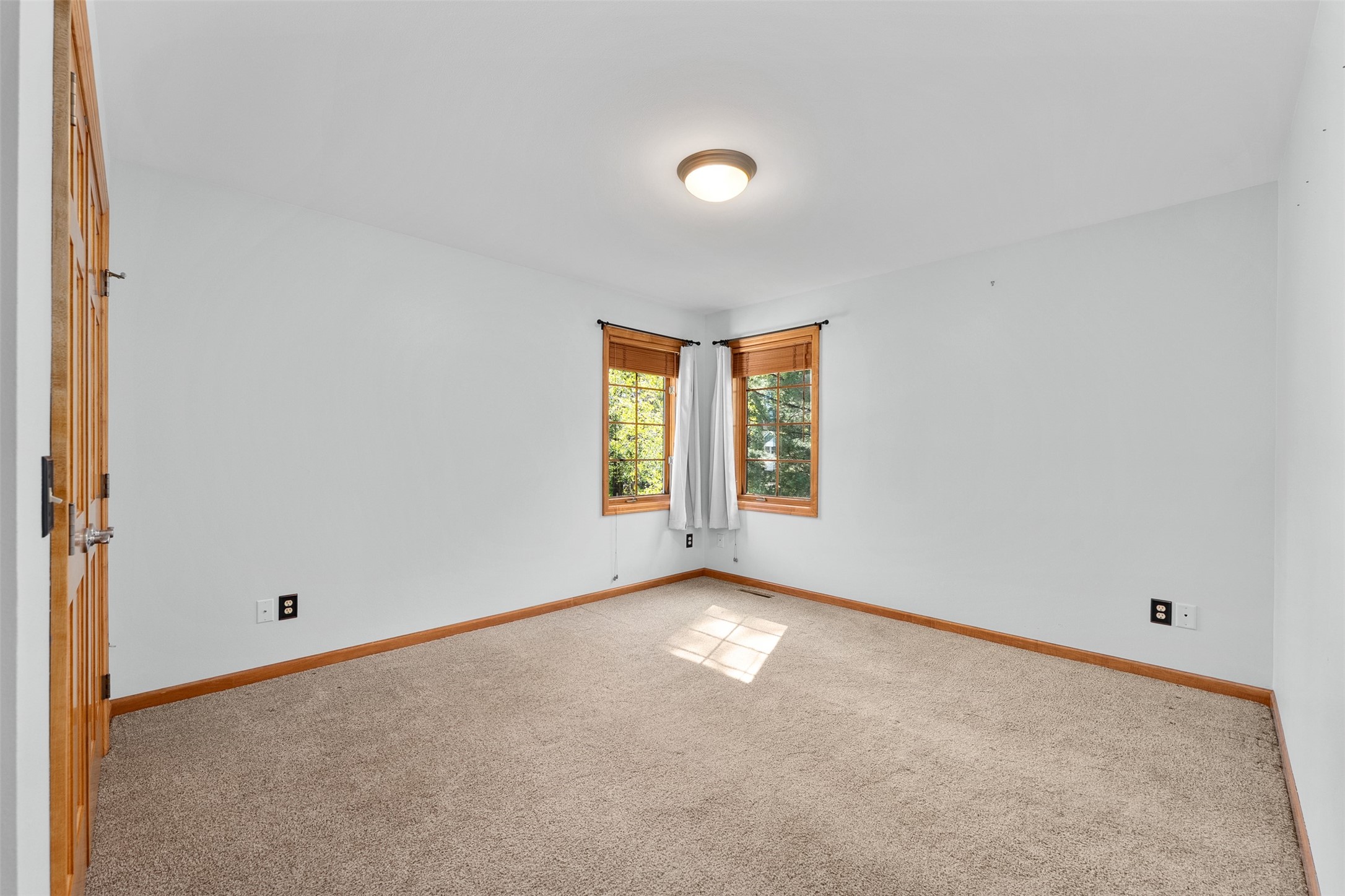 3521 Glen Way Property Photo 33