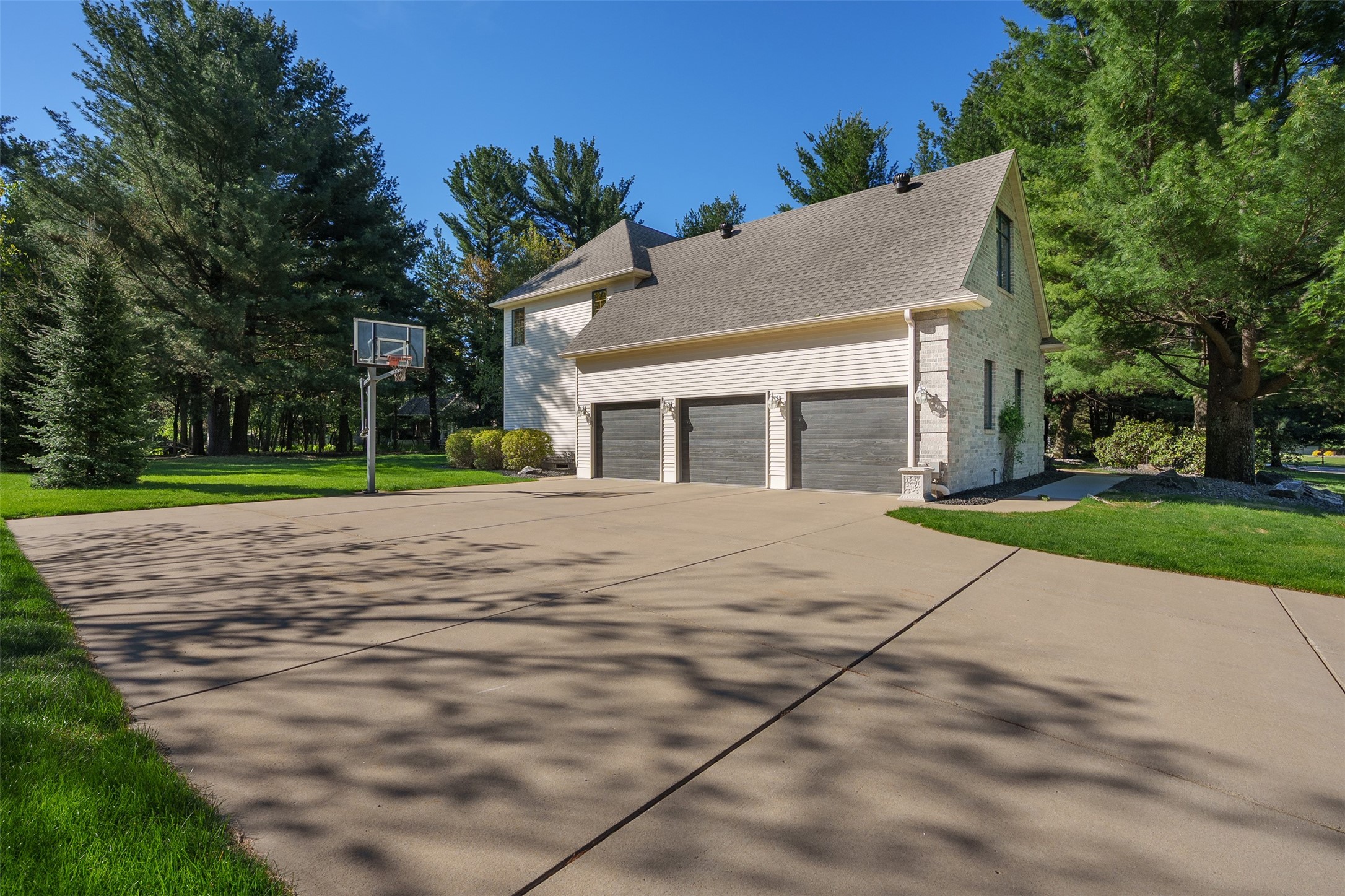 3521 Glen Way Property Photo 46