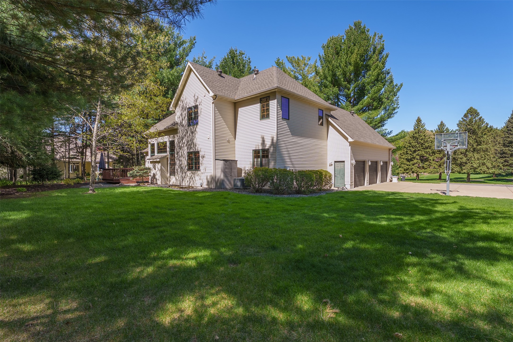 3521 Glen Way Property Photo 48