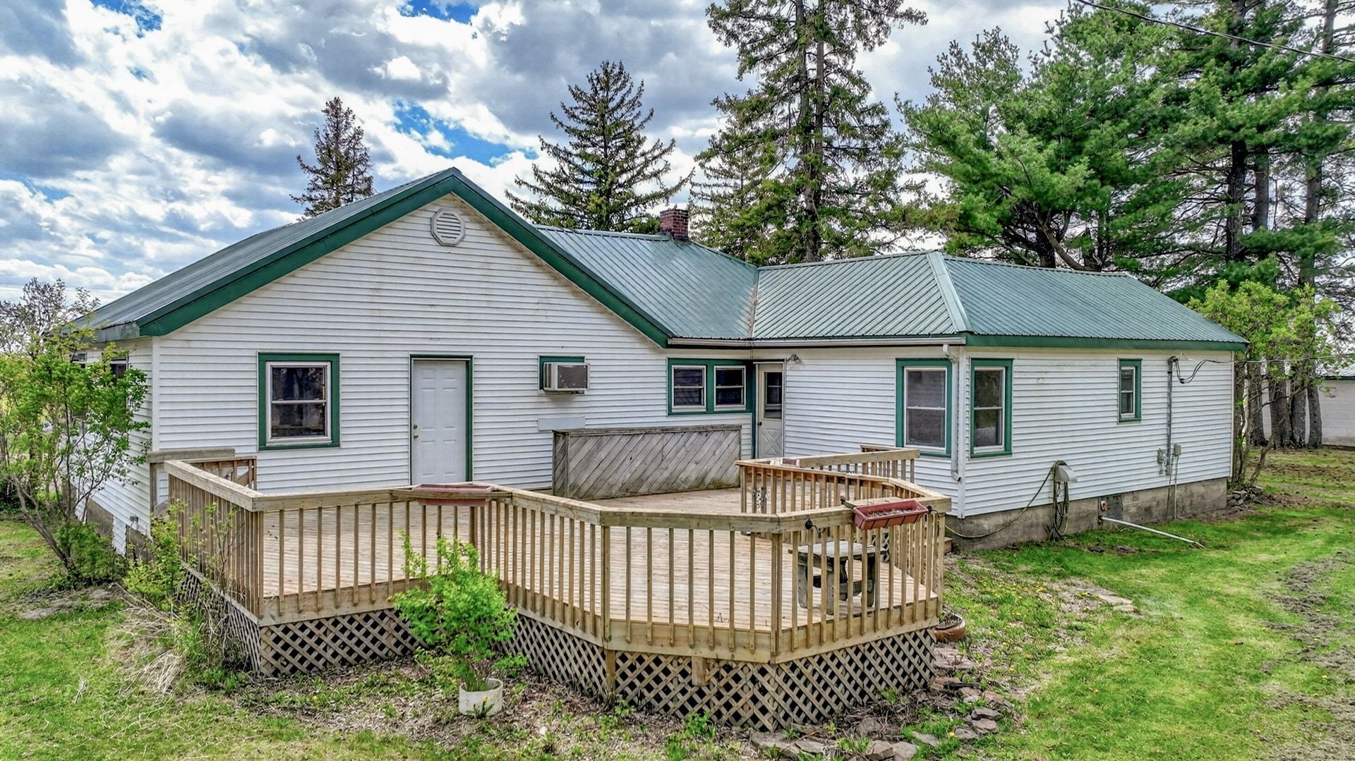 W15282 & W15304 Highway 64 Property Photo 32