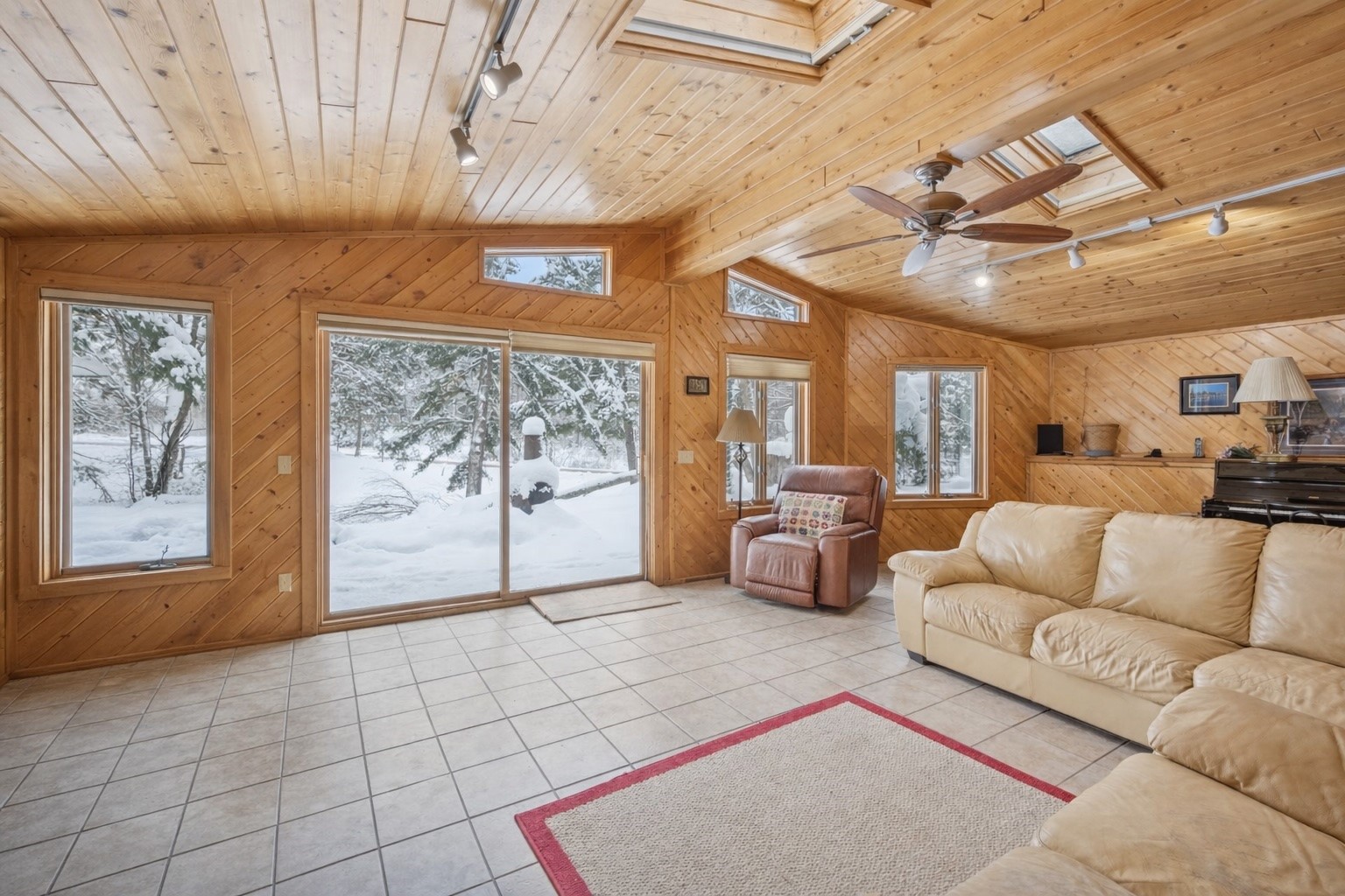 9724 N County Highway A Property Photo 20