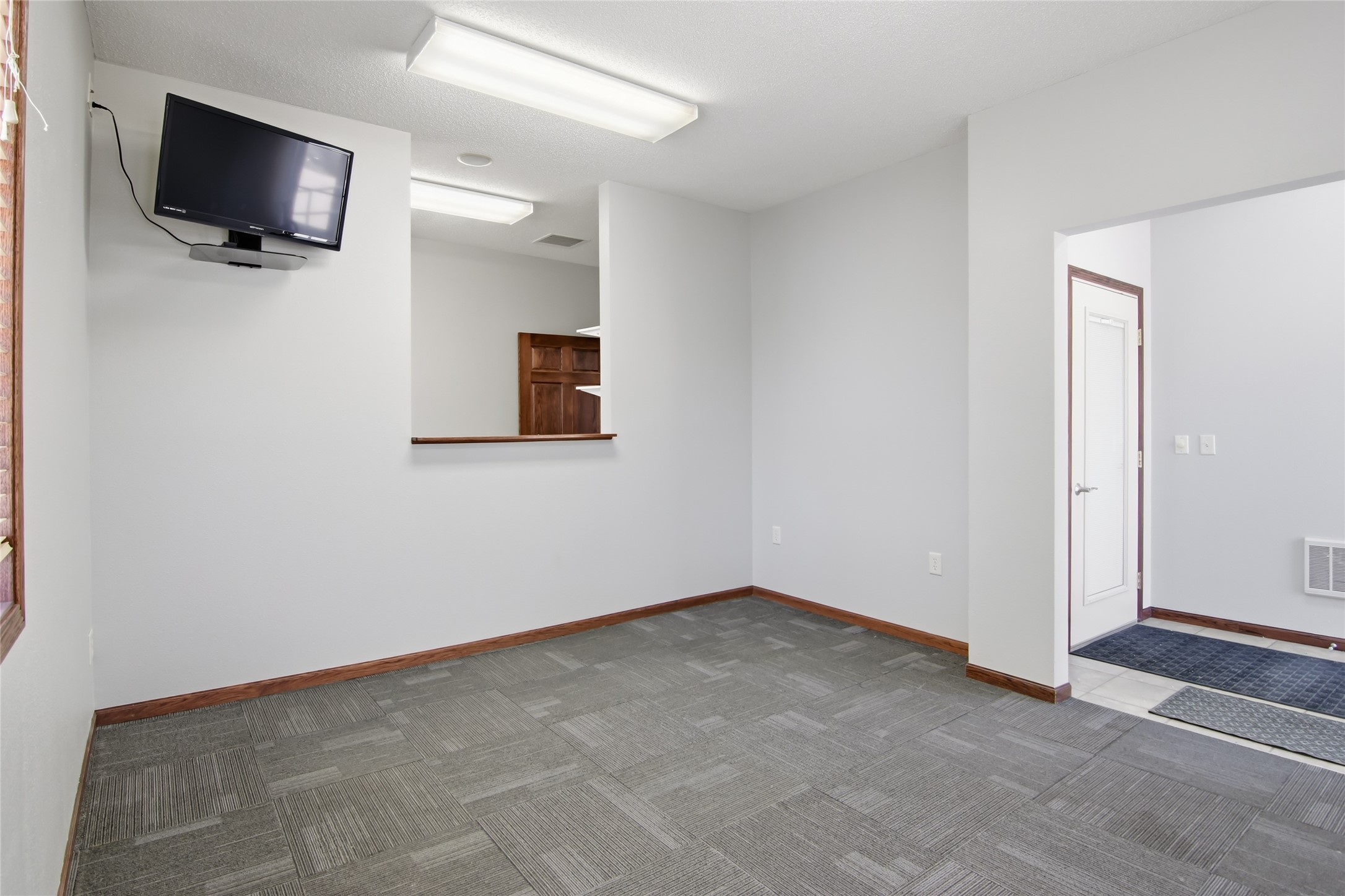 2108 S Broadway Street Property Photo 29