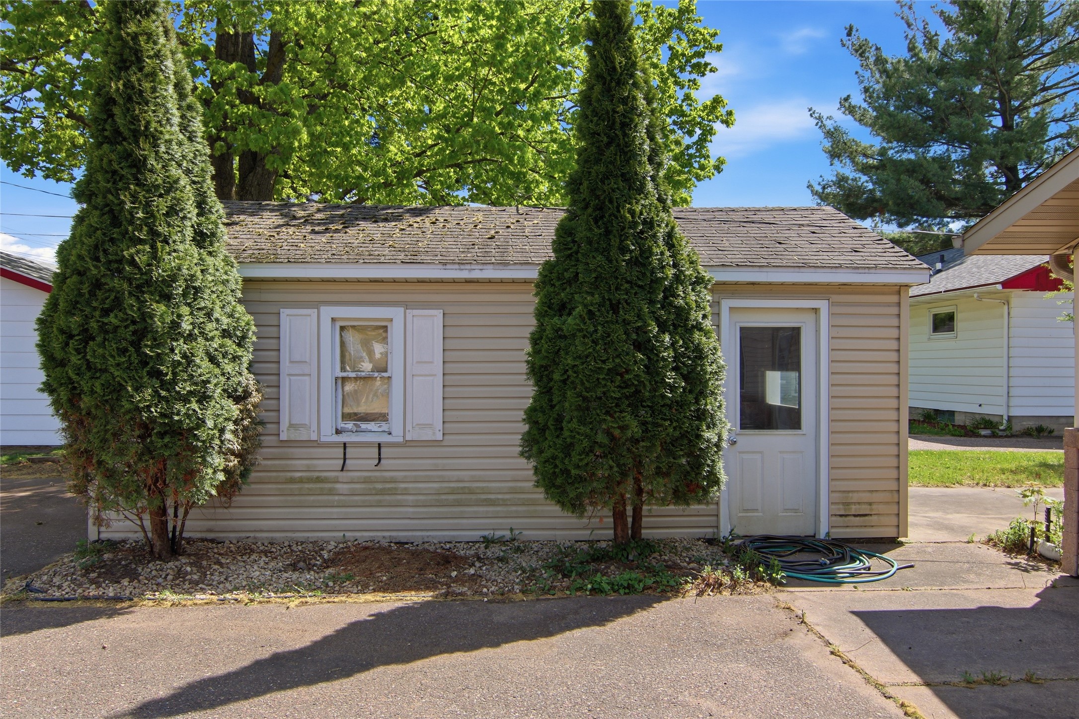 2108 S Broadway Street Property Photo 34