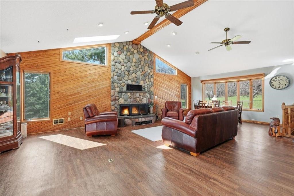4179 Green Trail Property Photo 6