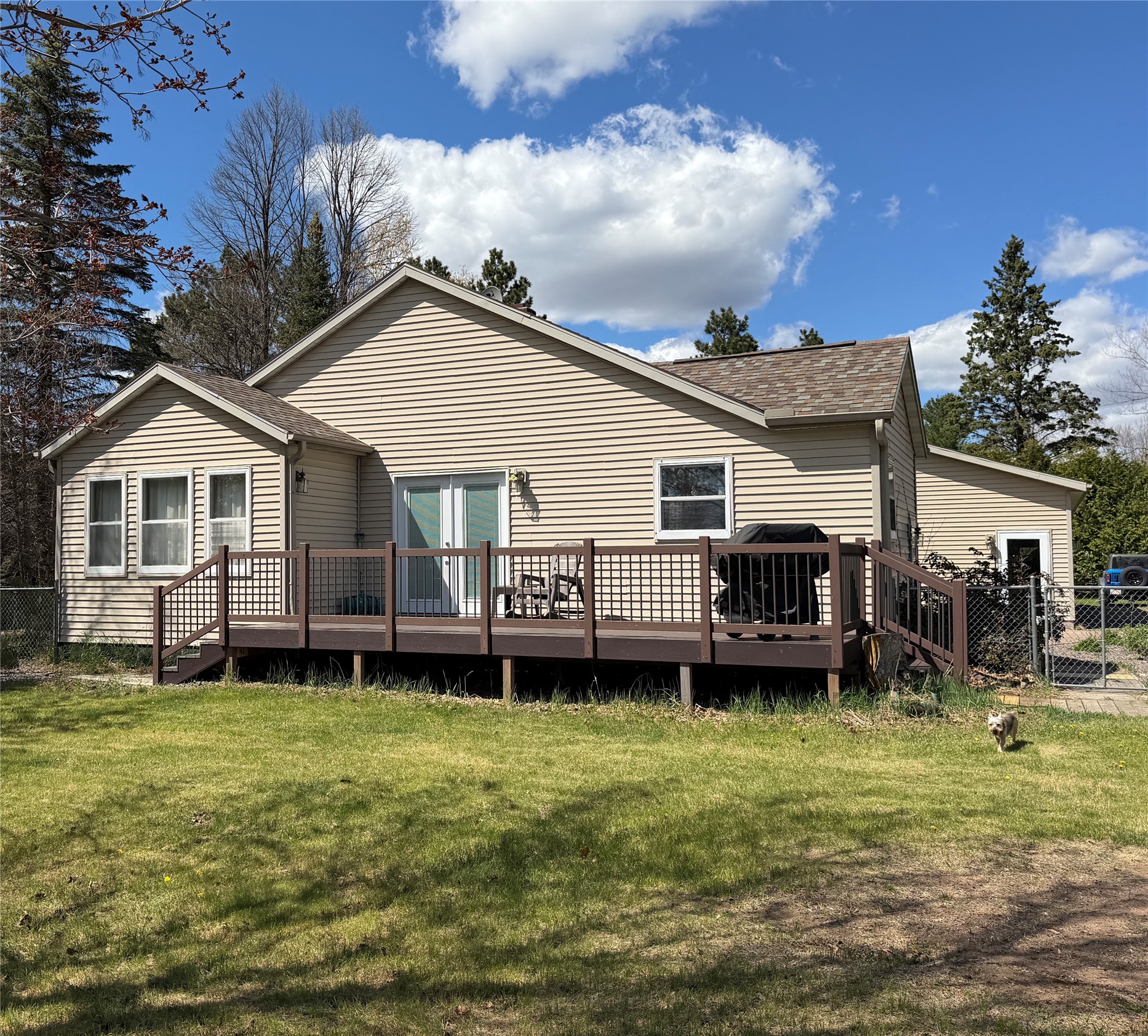 10507 N Hamblin Street Property Photo 1