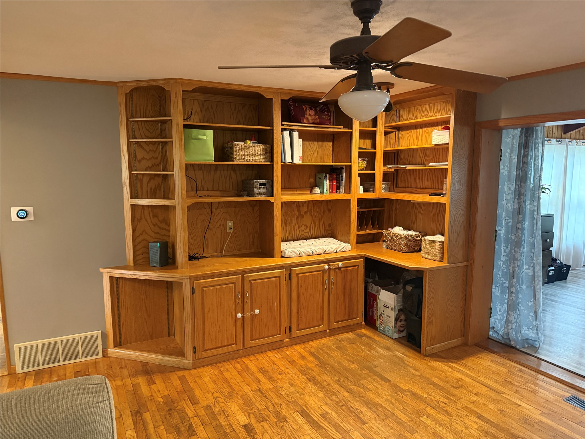 1502 W Marshall Street Property Photo 10