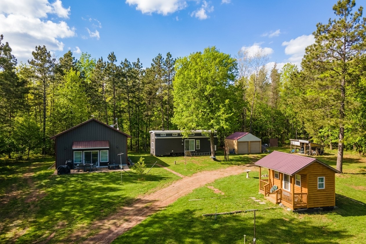 30349 Johnson Creek Trail Property Photo 4