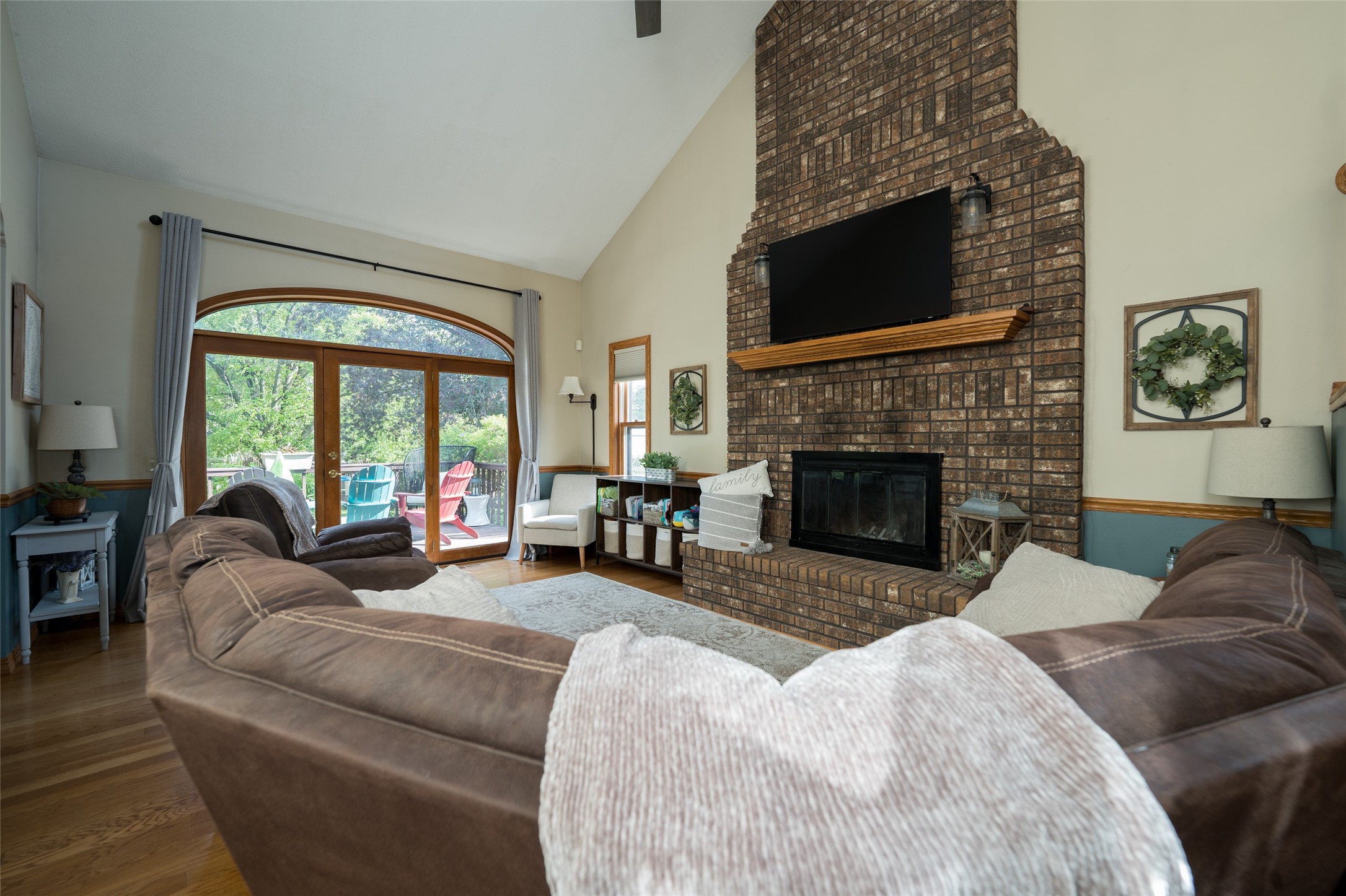 1501 Grover Road Property Photo 6