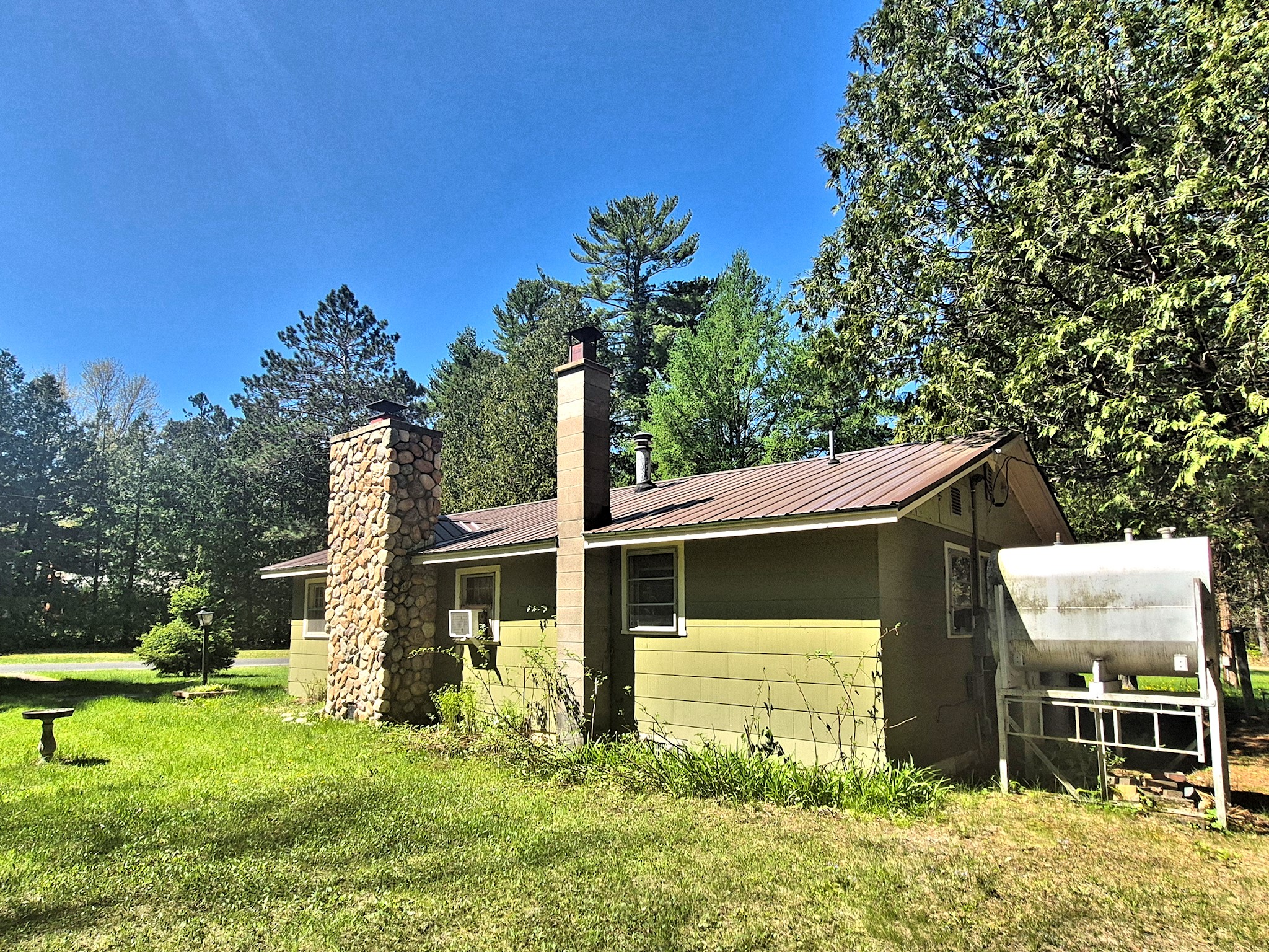 14306 W Pine Street Property Photo 4