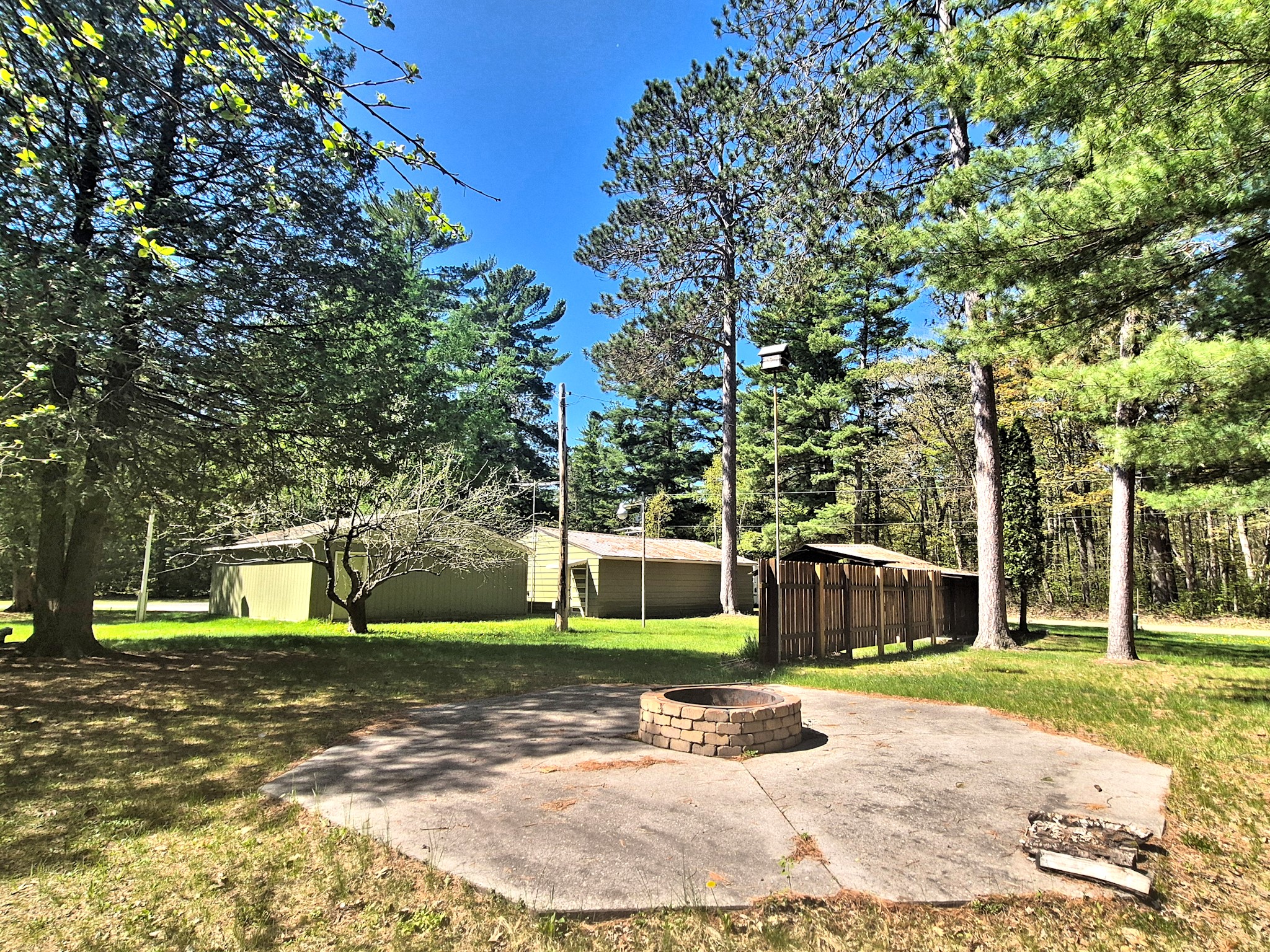 14306 W Pine Street Property Photo 6