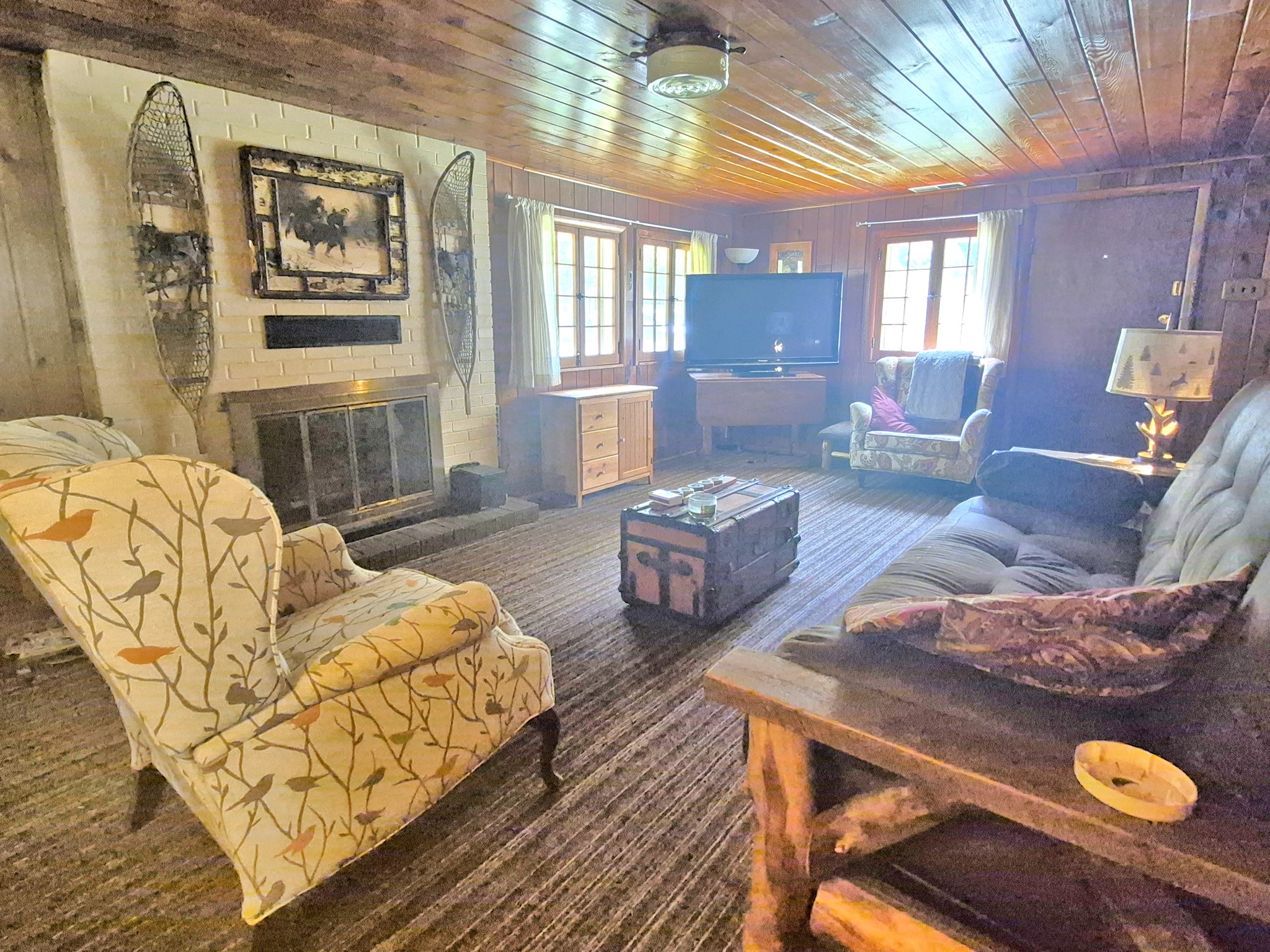 14306 W Pine Street Property Photo 10