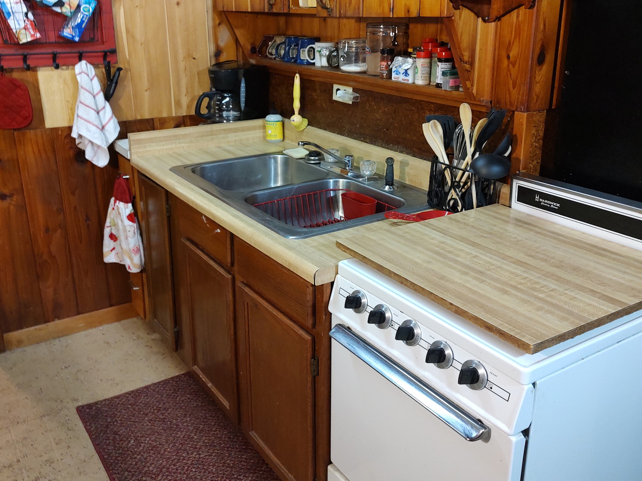 14306 W Pine Street Property Photo 15