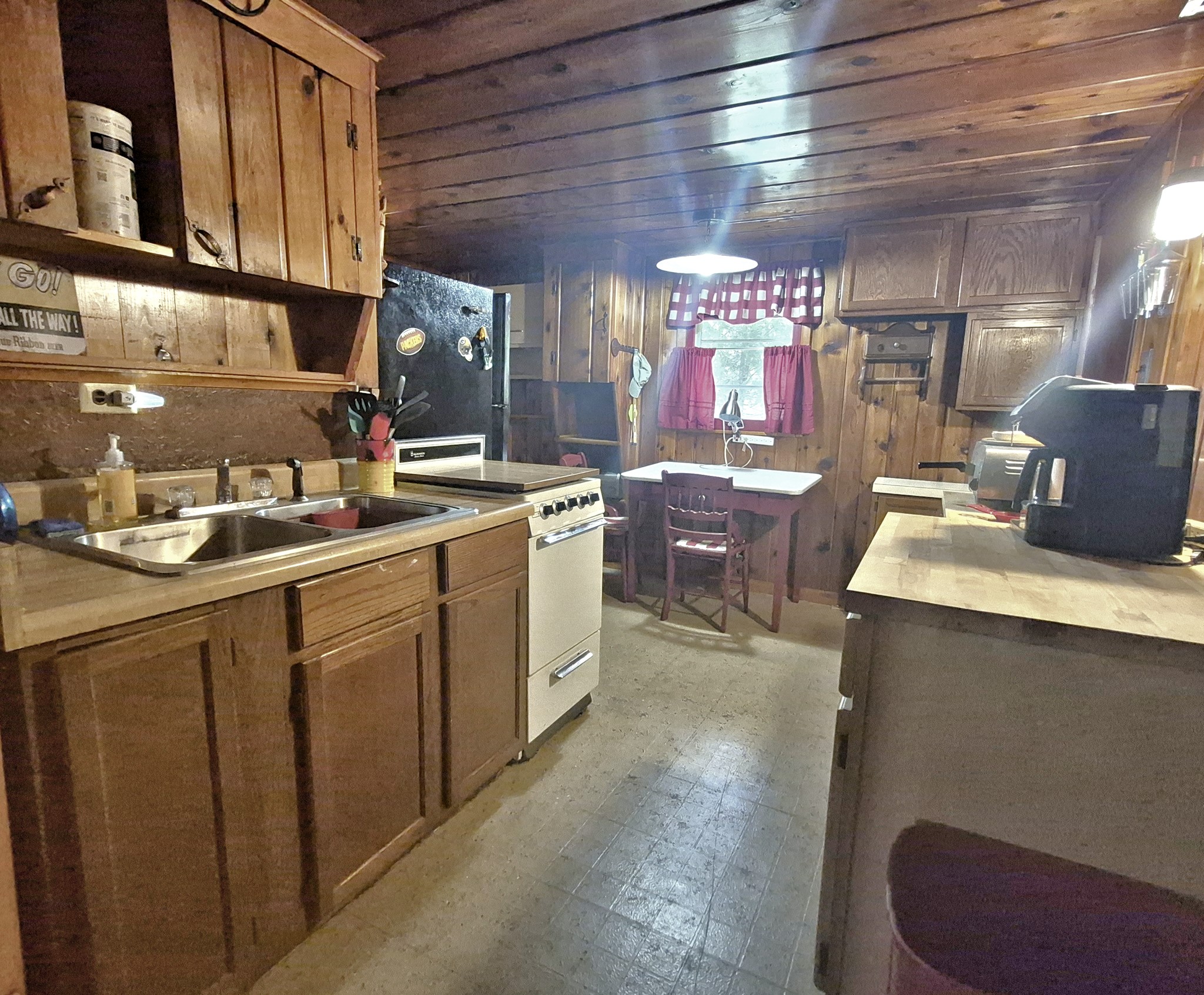 14306 W Pine Street Property Photo 18