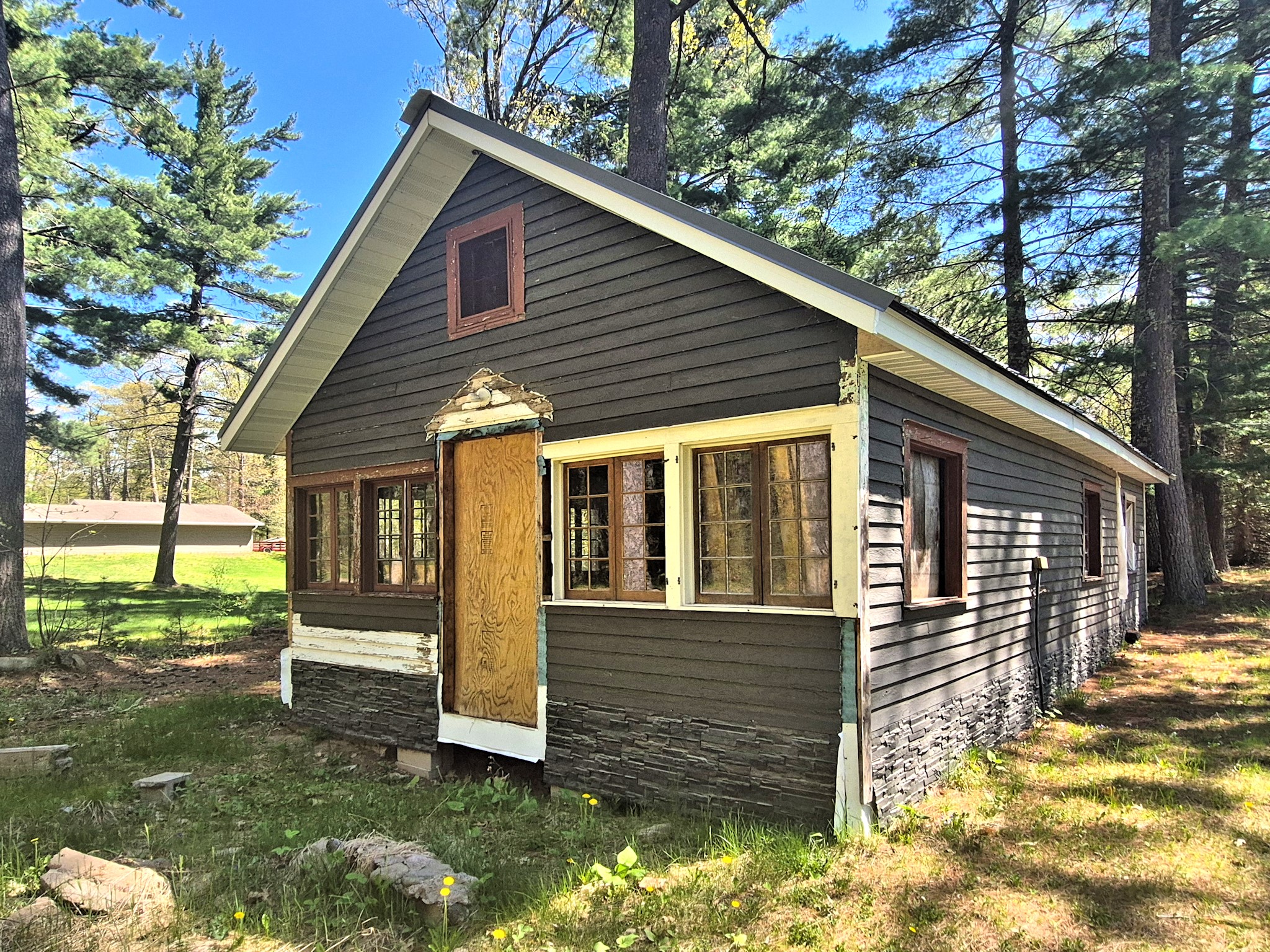 14306 W Pine Street Property Photo 24
