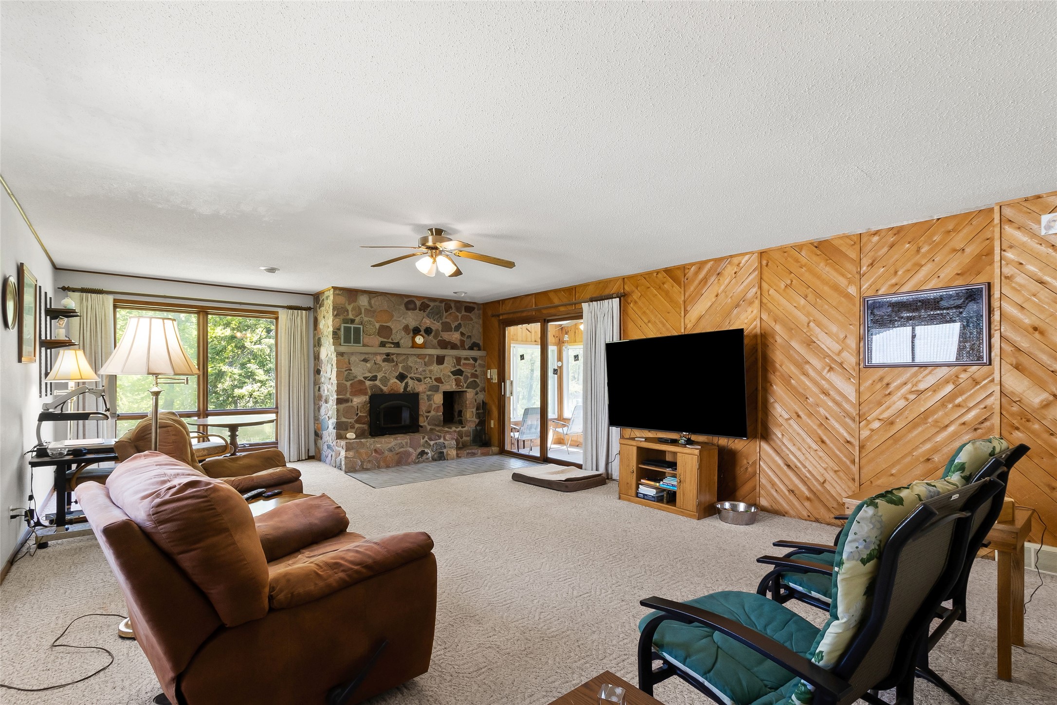 W11608 County Road D Property Photo 4