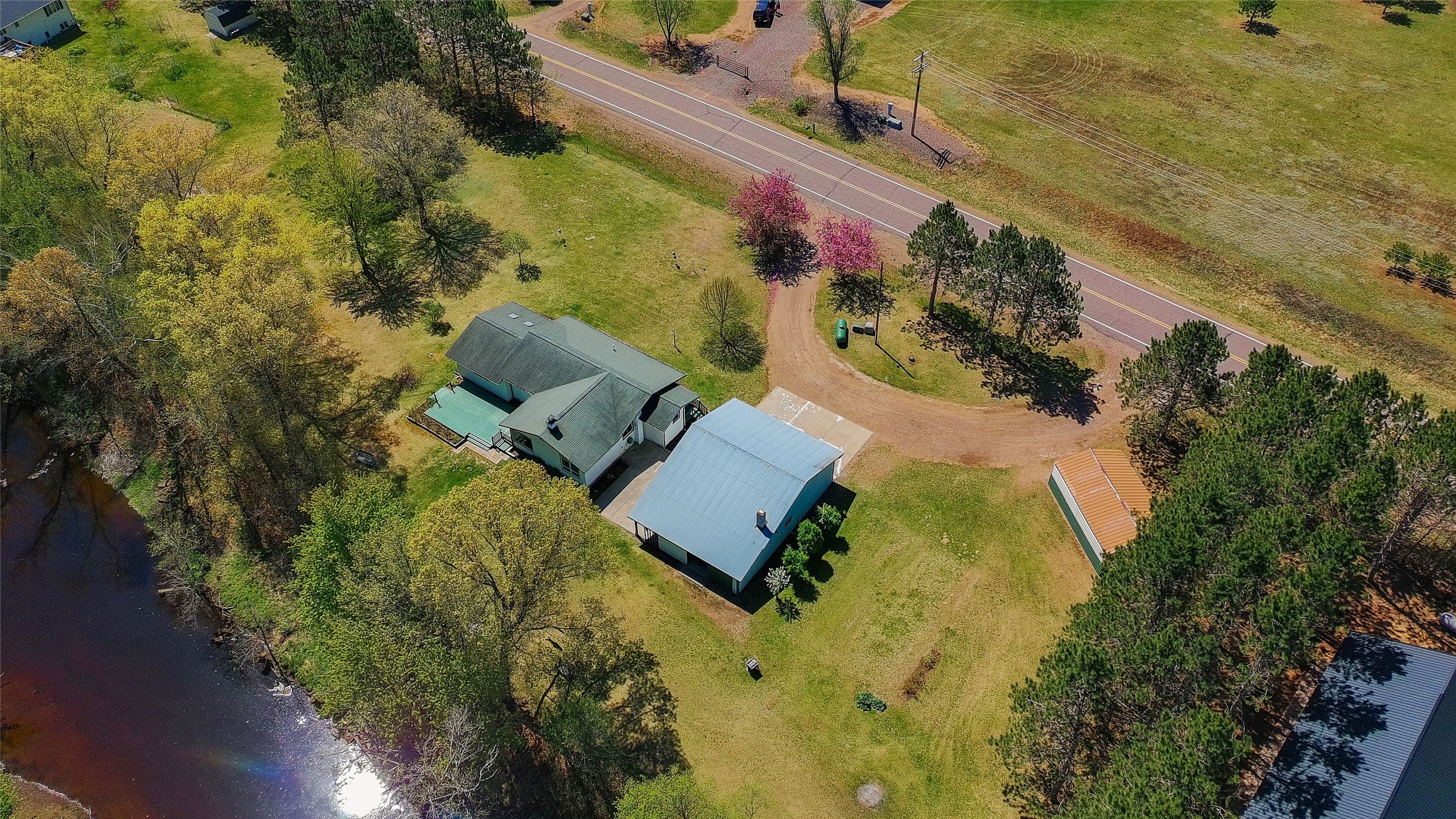 W11608 County Road D Property Photo 43