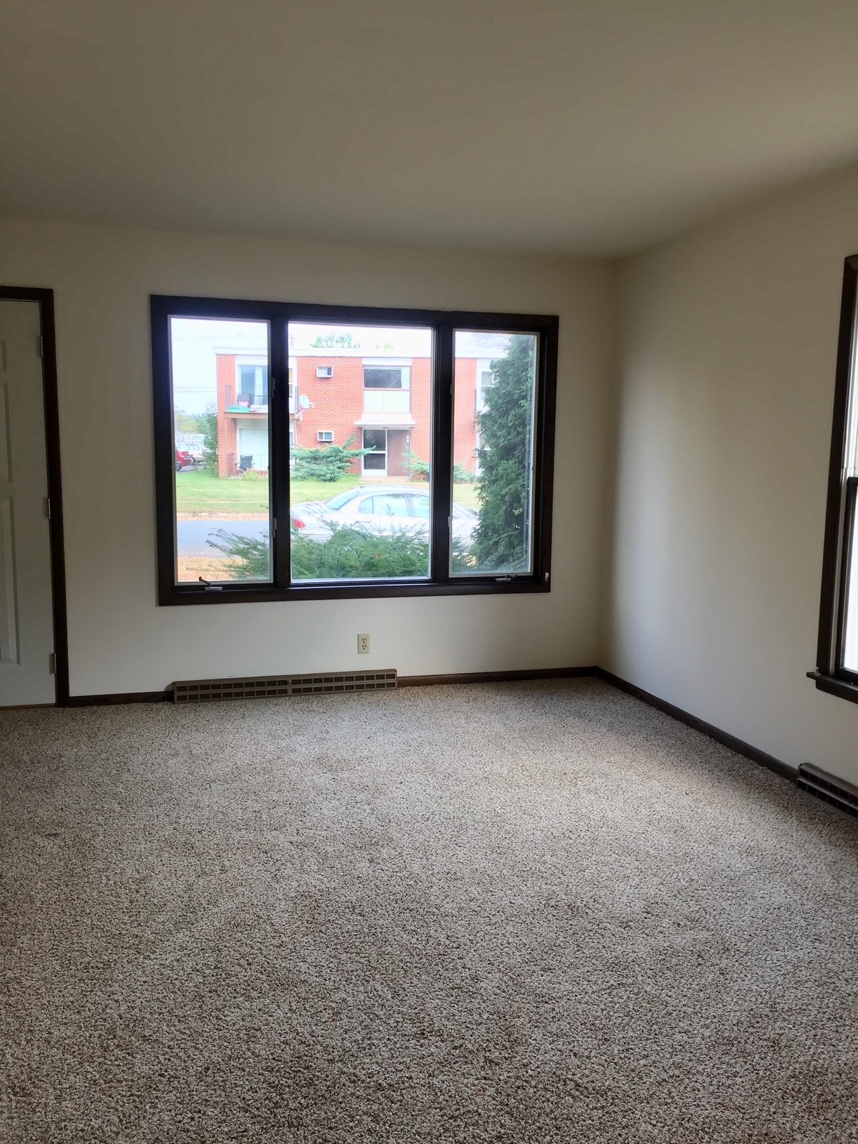 2714 Thomas Drive 1-4 Property Photo 22
