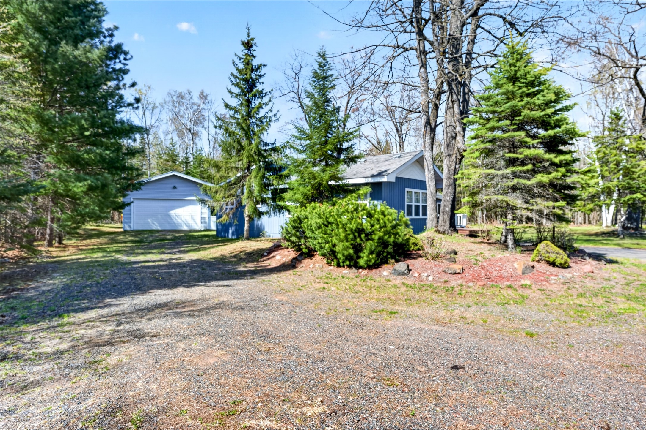43890 County Highway D Property Photo 6