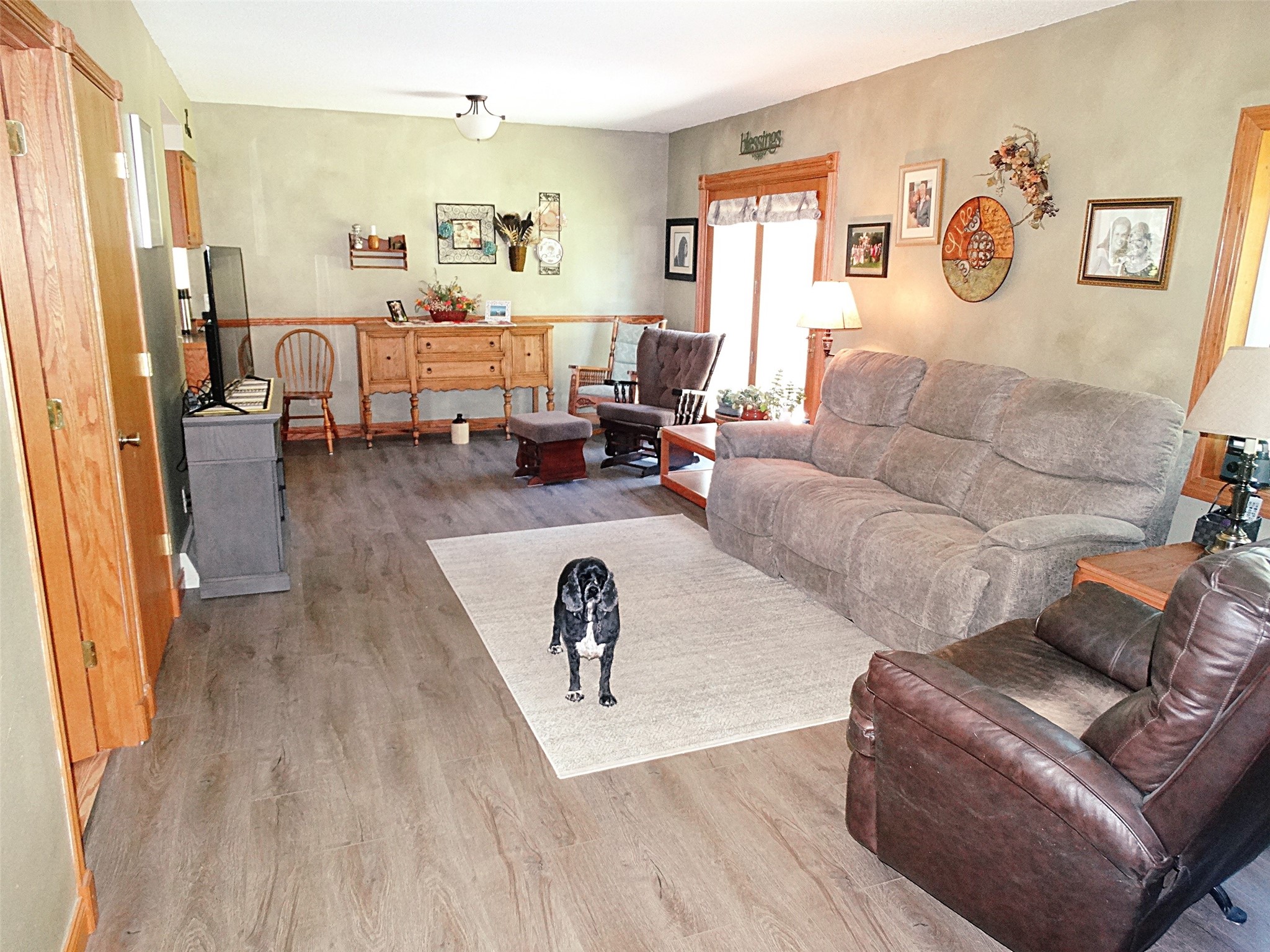 1957 16 1/2 Avenue Property Photo 11