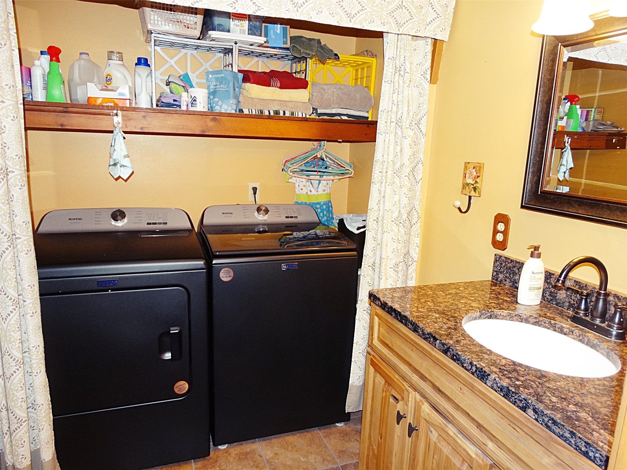 1957 16 1/2 Avenue Property Photo 13
