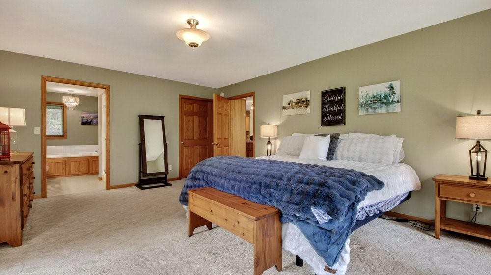 1601280 Property Photo 15