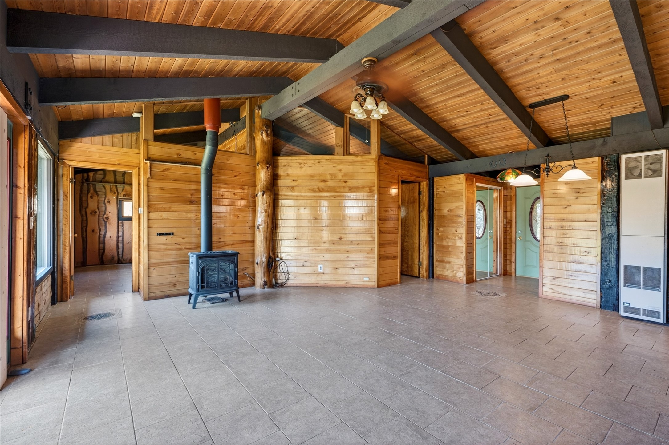 43010 Trail Inn South Road Property Photo 7