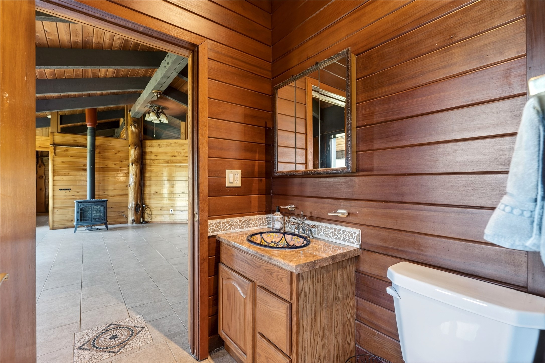 43010 Trail Inn South Road Property Photo 18