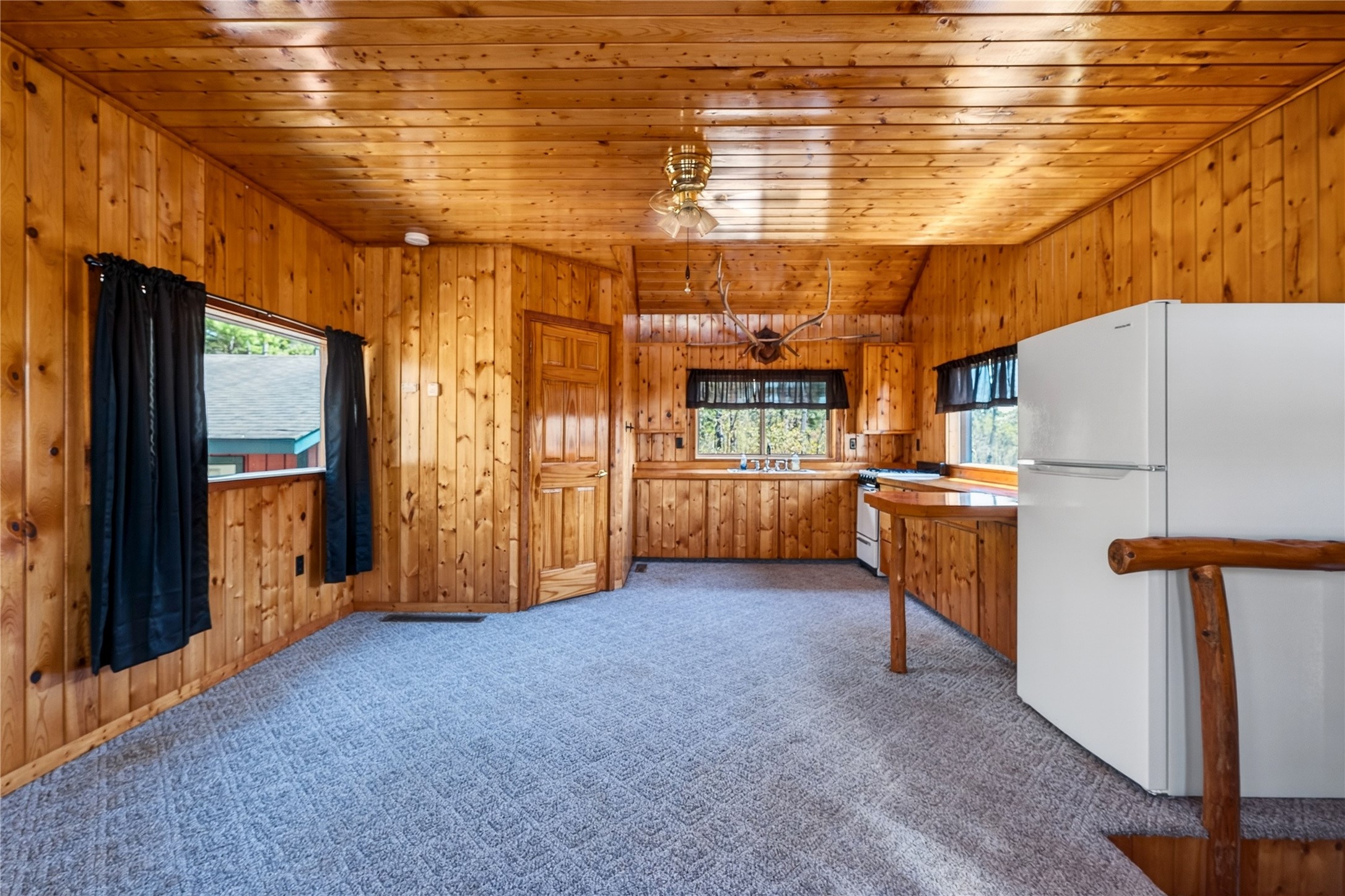 43010 Trail Inn South Road Property Photo 26