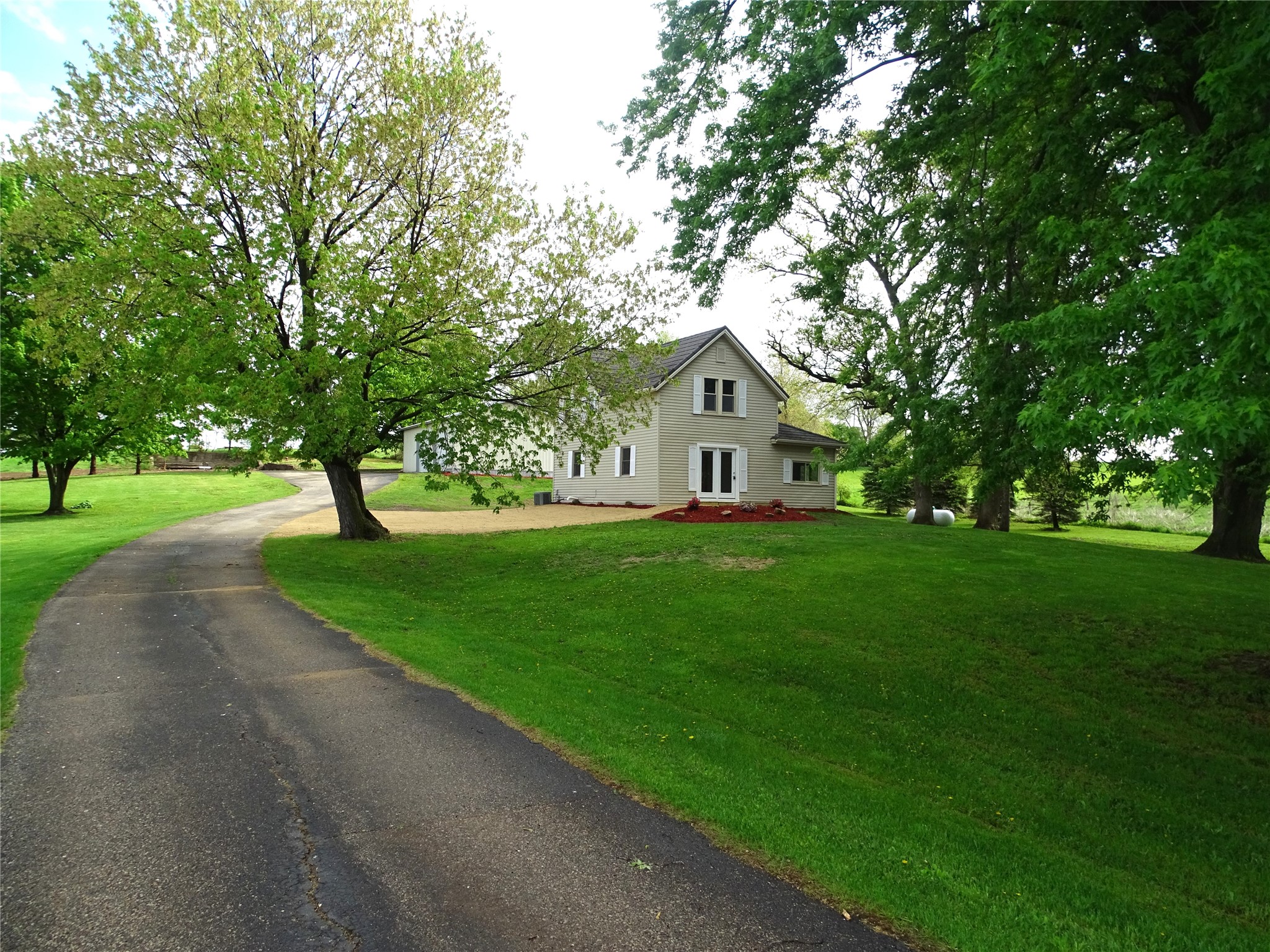 W1044 County Road Ss Property Photo 1