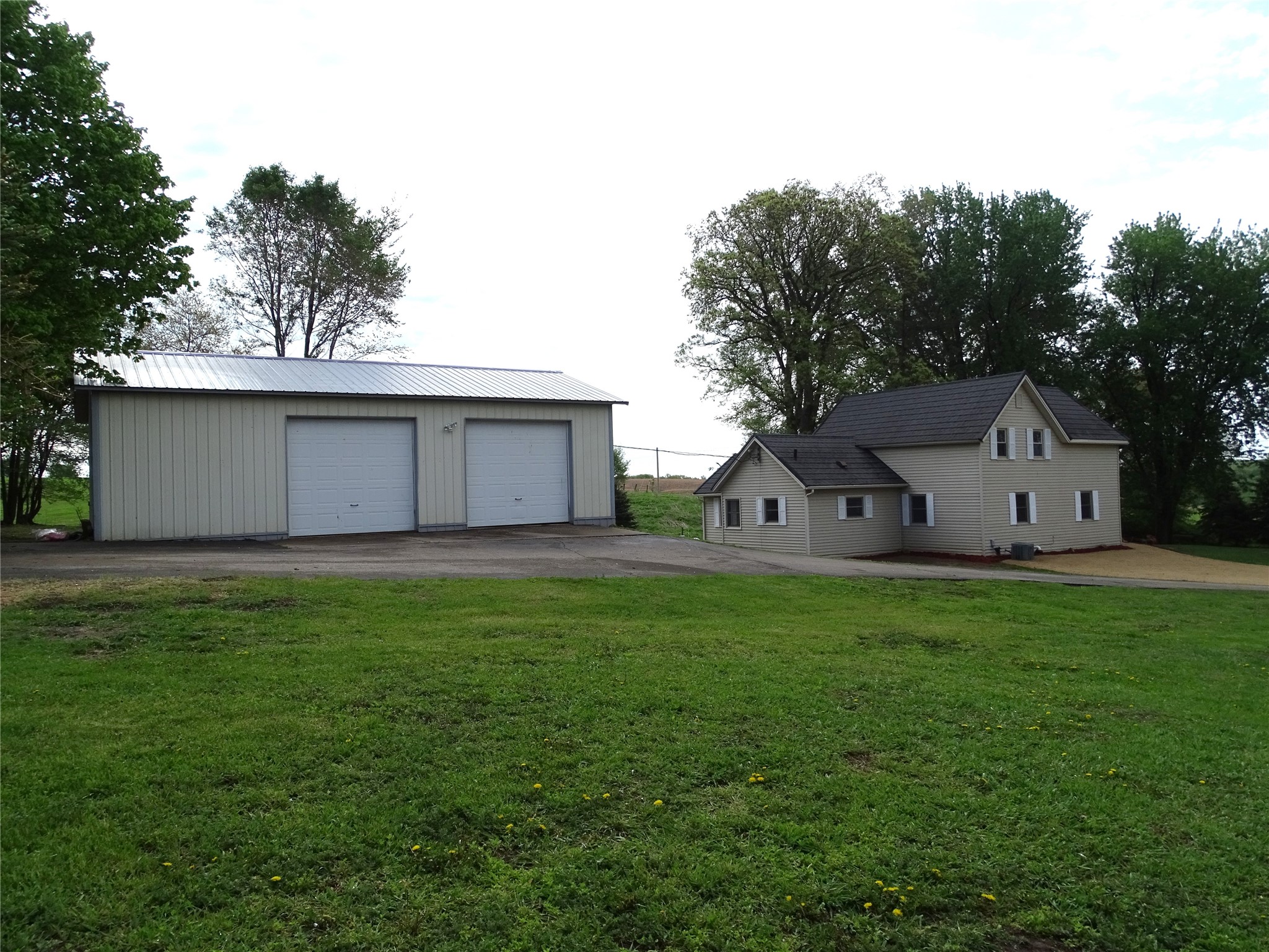W1044 County Road Ss Property Photo 4