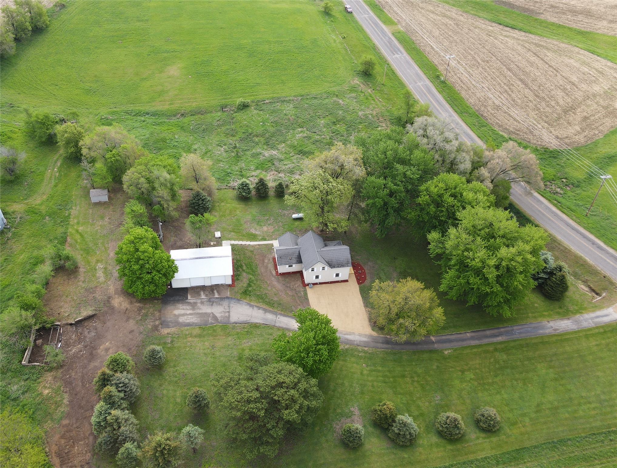 W1044 County Road Ss Property Photo 6