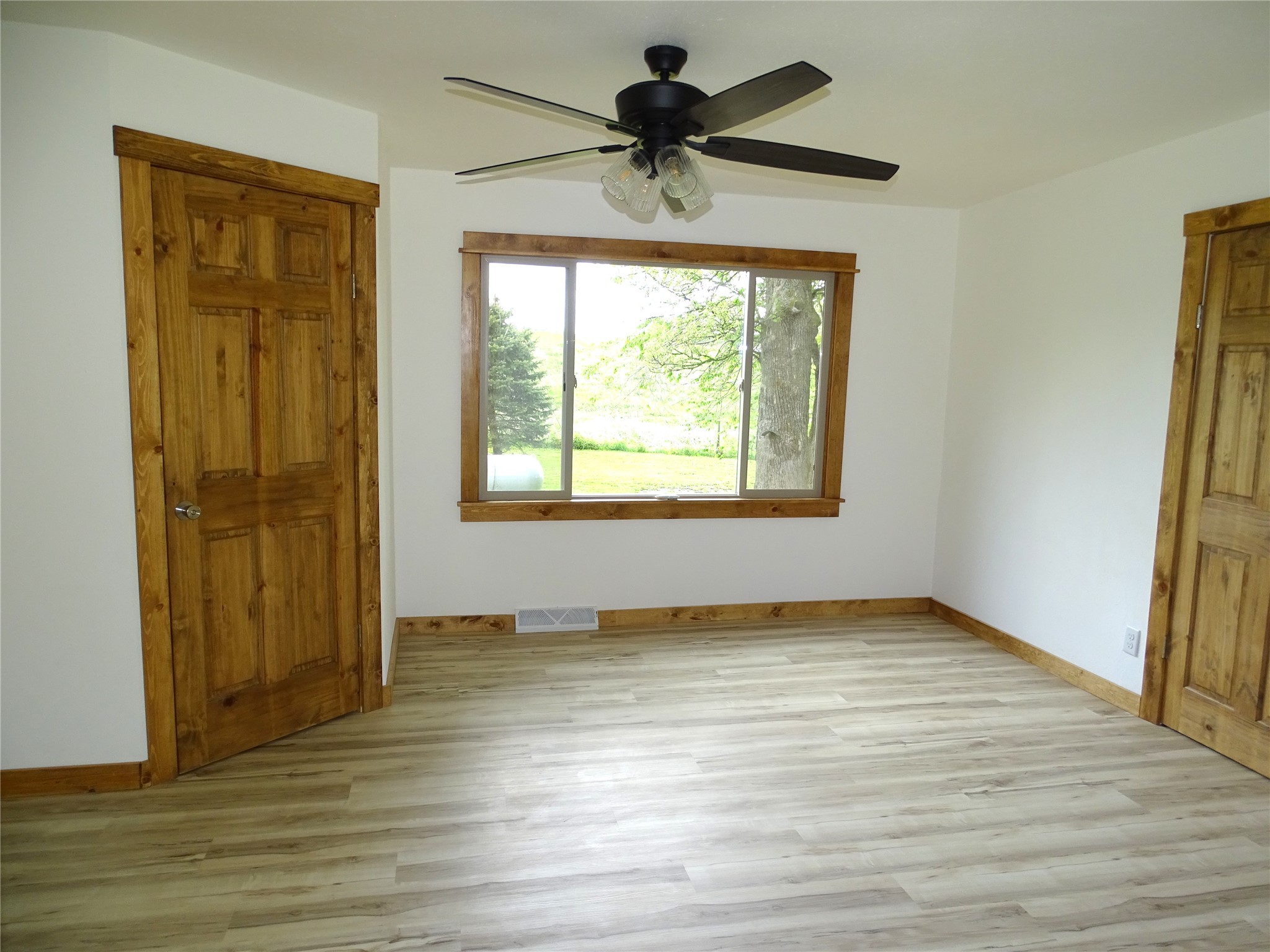 W1044 County Road Ss Property Photo 20