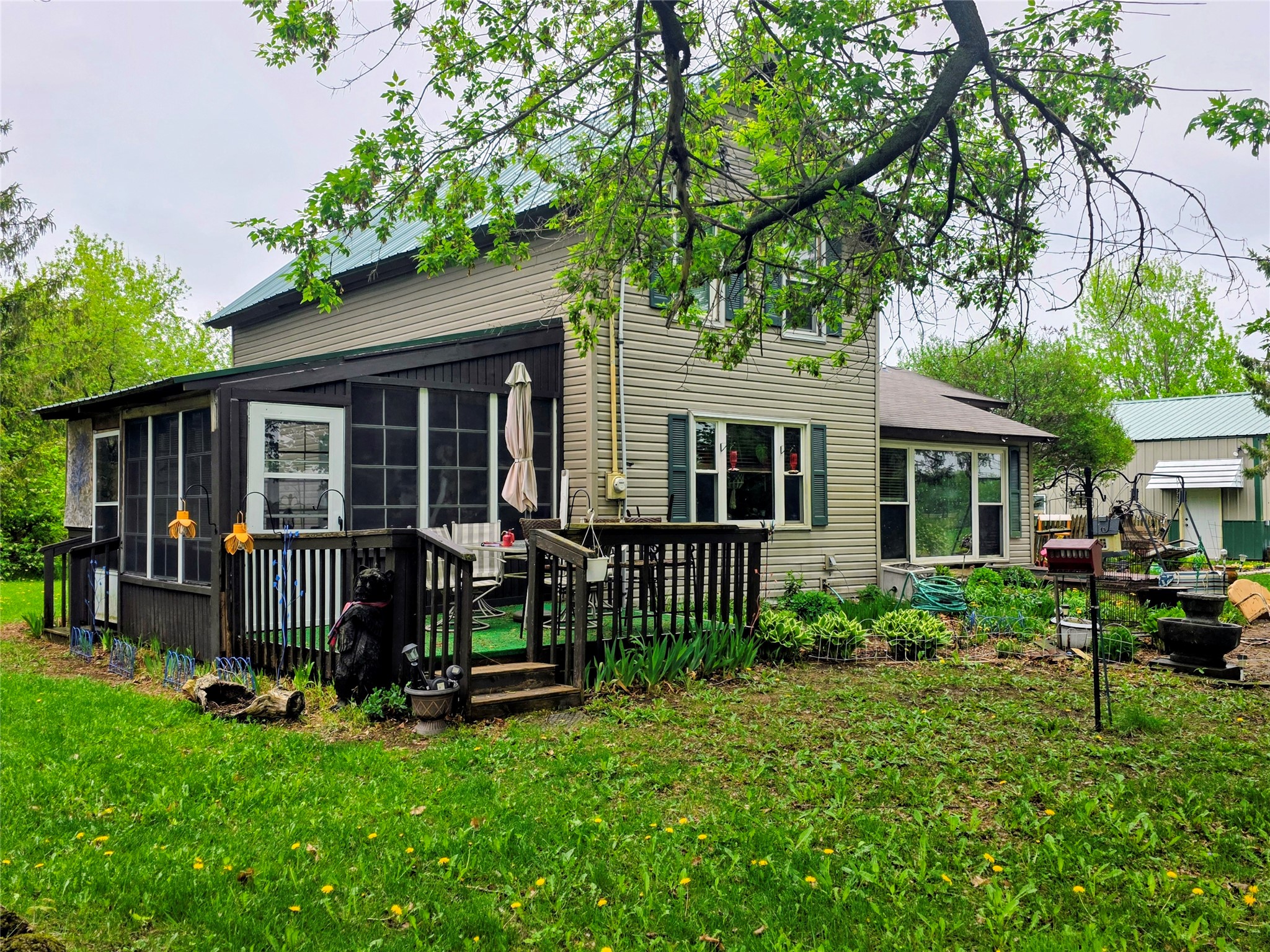 2277 10th Street Property Photo 2