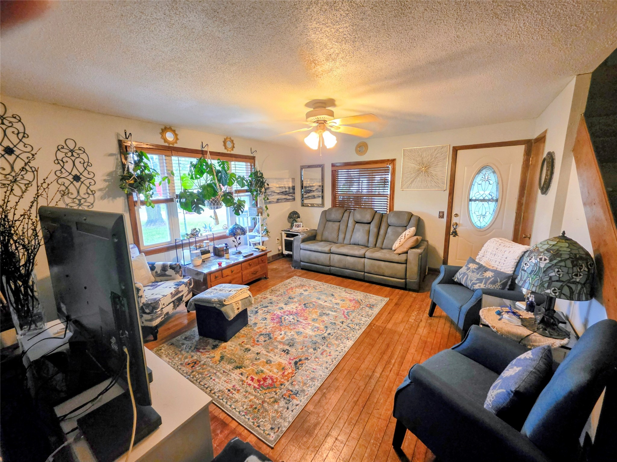 2277 10th Street Property Photo 5