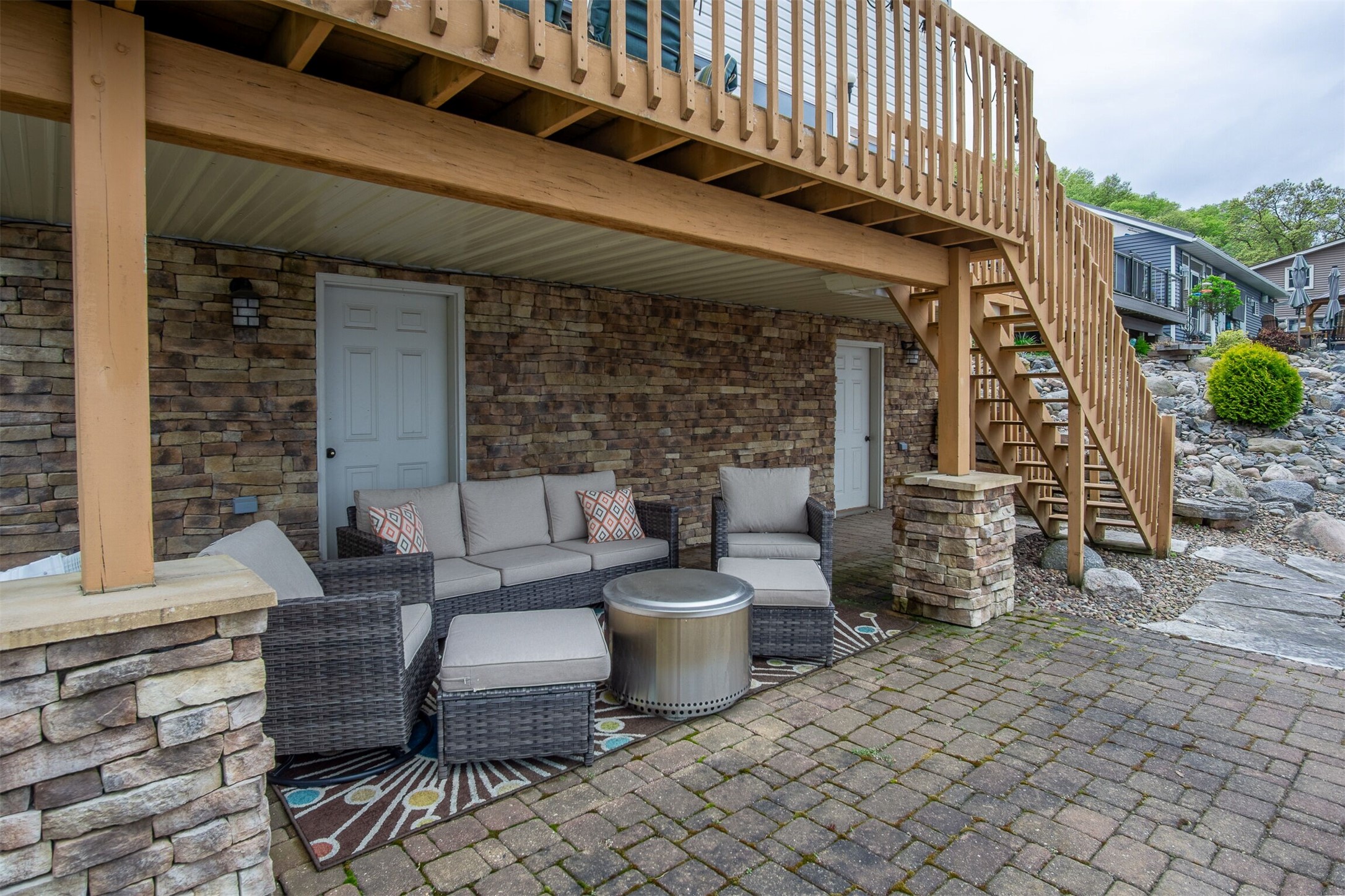 912 Kewin Street Property Photo 45