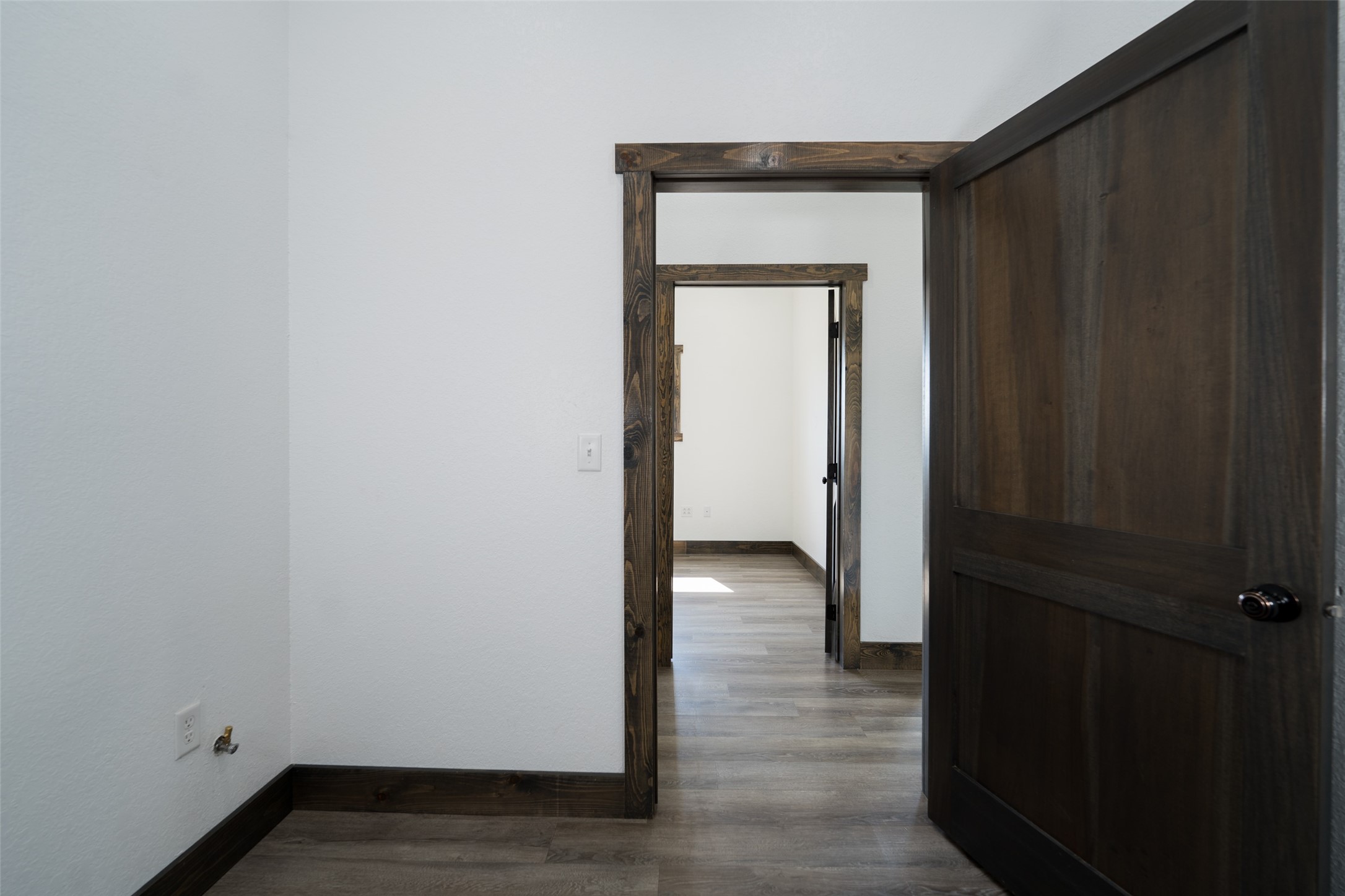 860 Gaylord Avenue Property Photo 9