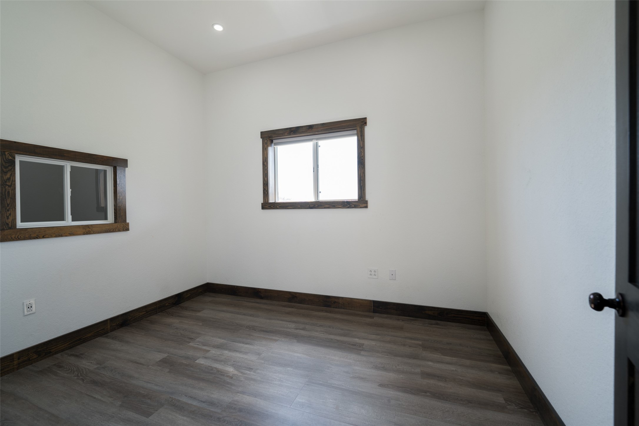 860 Gaylord Avenue Property Photo 10
